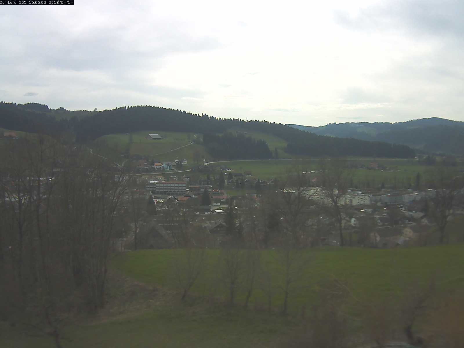 Webcam-Bild: Aussicht vom Dorfberg in Langnau 20180414-160601