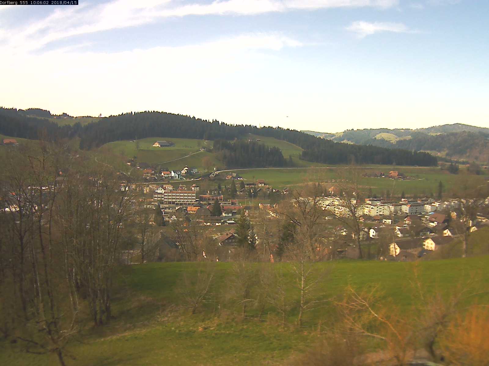 Webcam-Bild: Aussicht vom Dorfberg in Langnau 20180415-100601