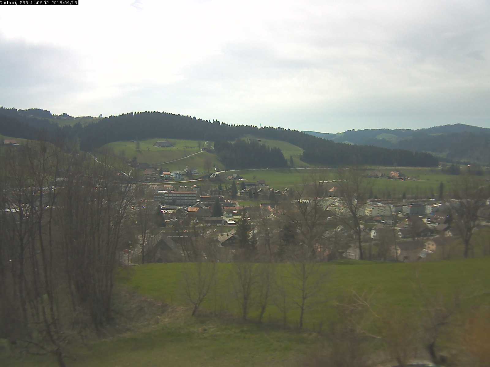 Webcam-Bild: Aussicht vom Dorfberg in Langnau 20180415-140601