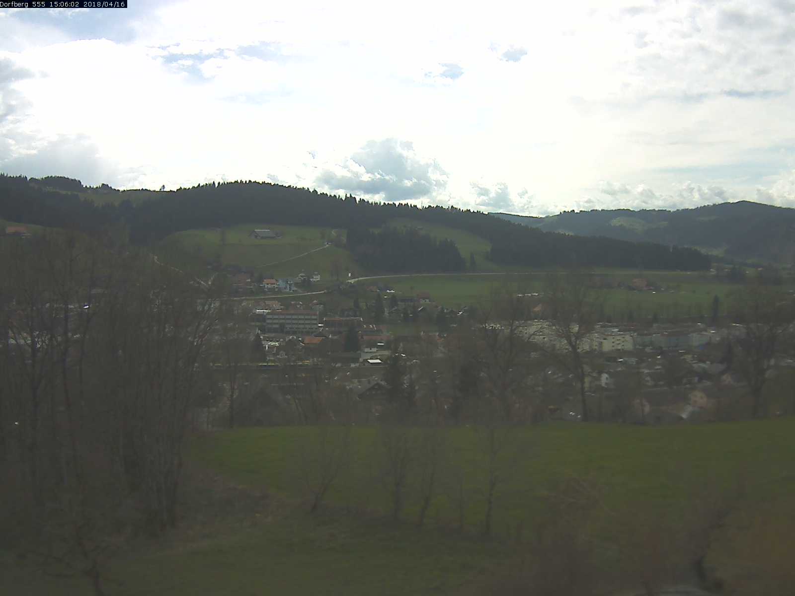 Webcam-Bild: Aussicht vom Dorfberg in Langnau 20180416-150602