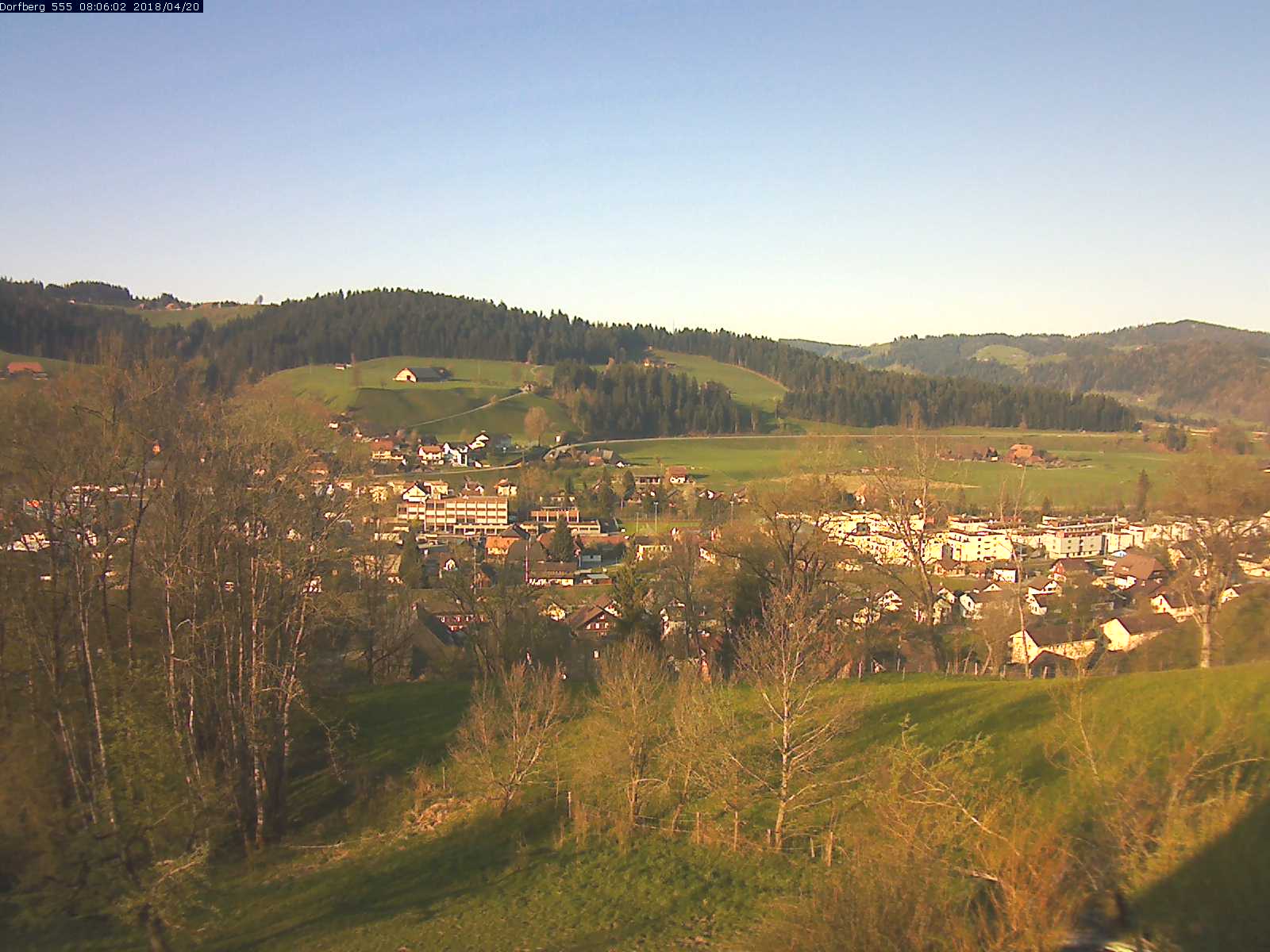 Webcam-Bild: Aussicht vom Dorfberg in Langnau 20180420-080601