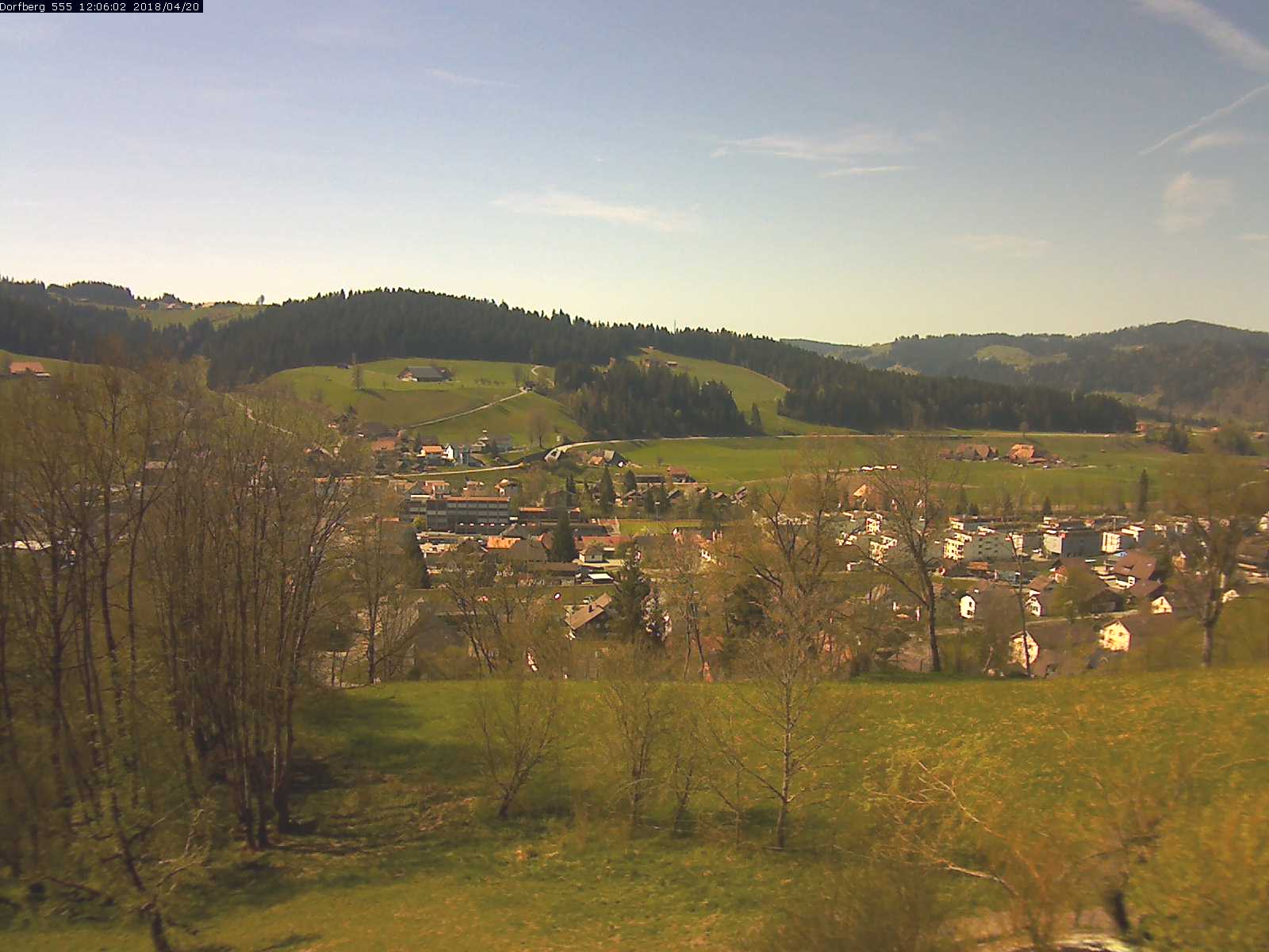 Webcam-Bild: Aussicht vom Dorfberg in Langnau 20180420-120601