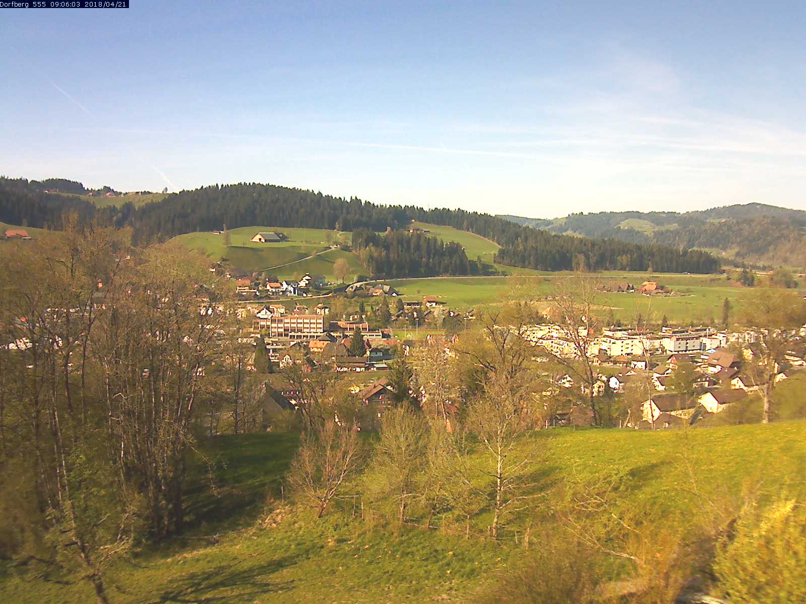 Webcam-Bild: Aussicht vom Dorfberg in Langnau 20180421-090601