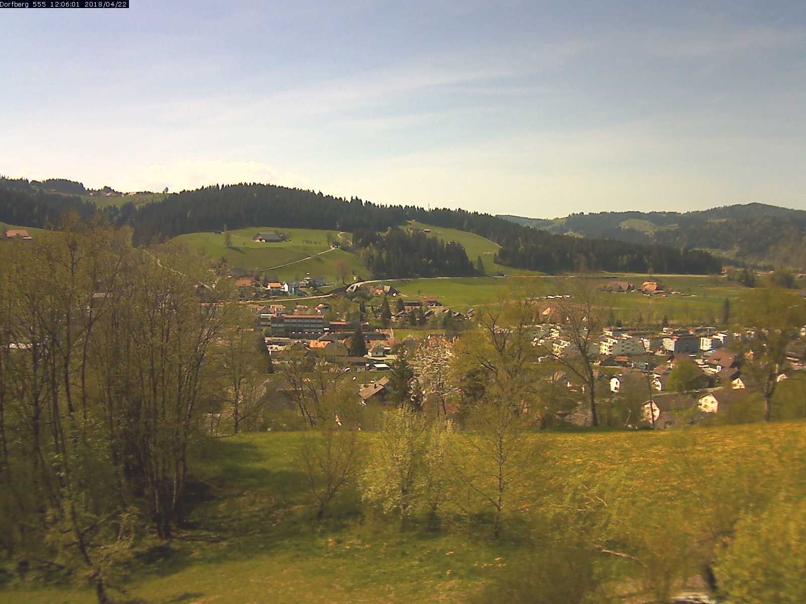 Webcam-Bild: Aussicht vom Dorfberg in Langnau 20180422-120601