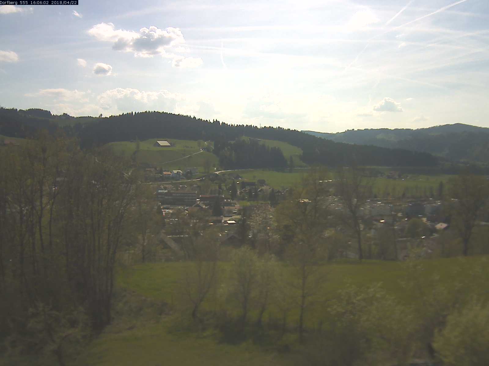 Webcam-Bild: Aussicht vom Dorfberg in Langnau 20180422-160601