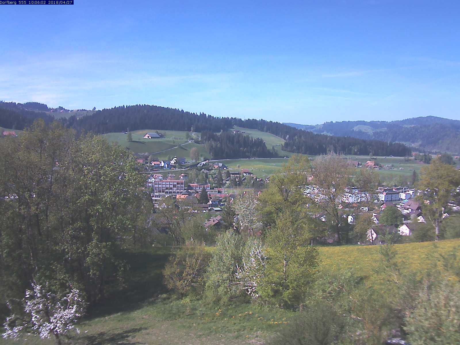 Webcam-Bild: Aussicht vom Dorfberg in Langnau 20180427-100601