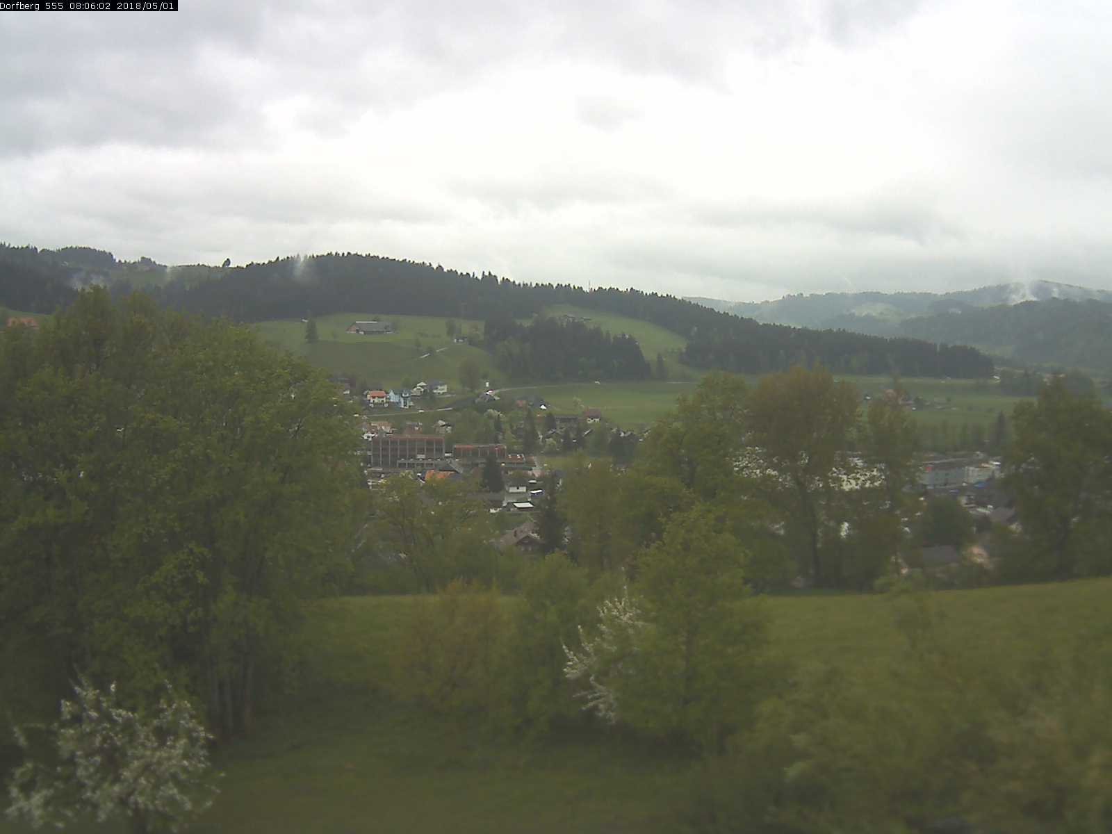 Webcam-Bild: Aussicht vom Dorfberg in Langnau 20180501-080601