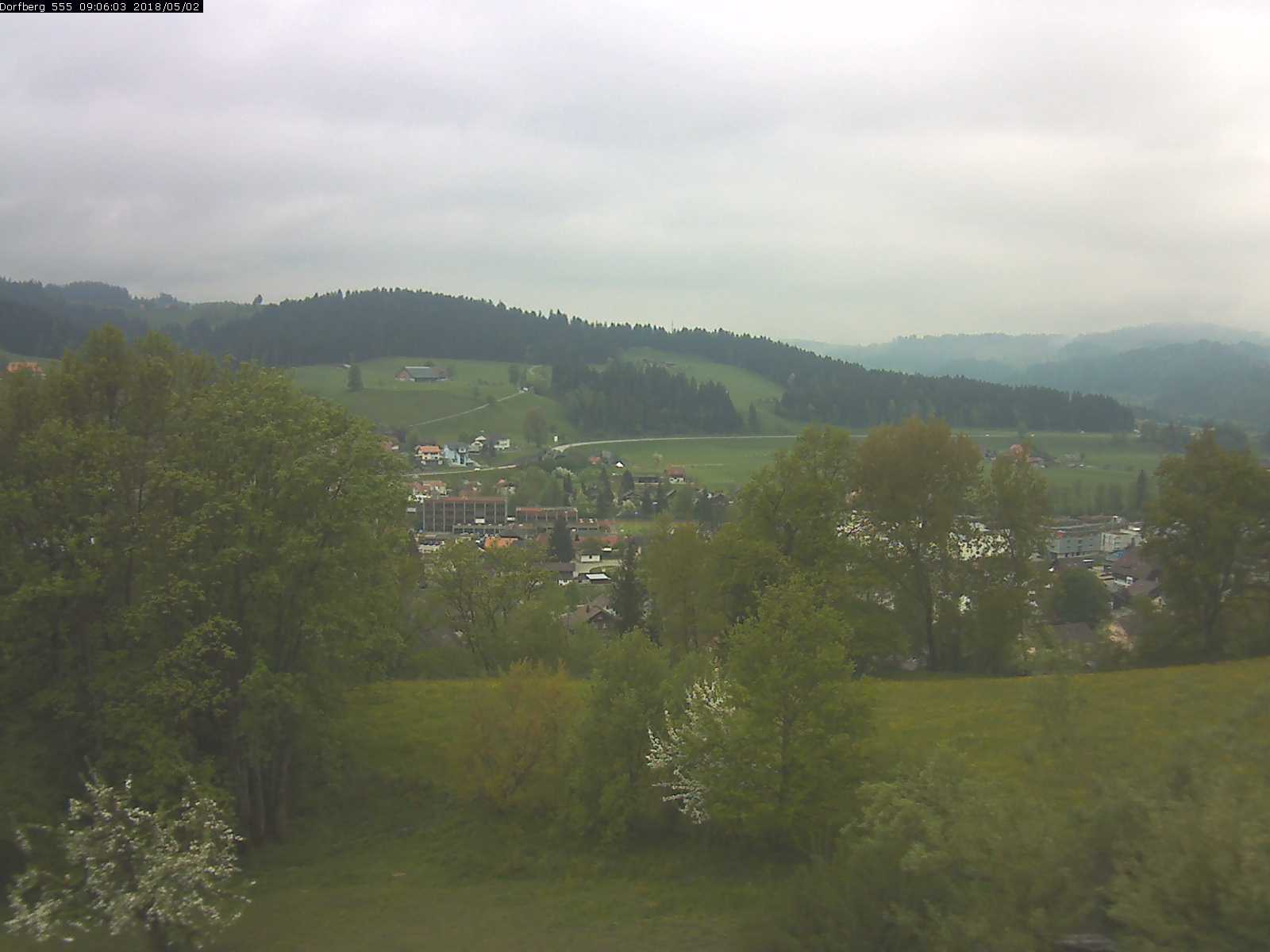 Webcam-Bild: Aussicht vom Dorfberg in Langnau 20180502-090601
