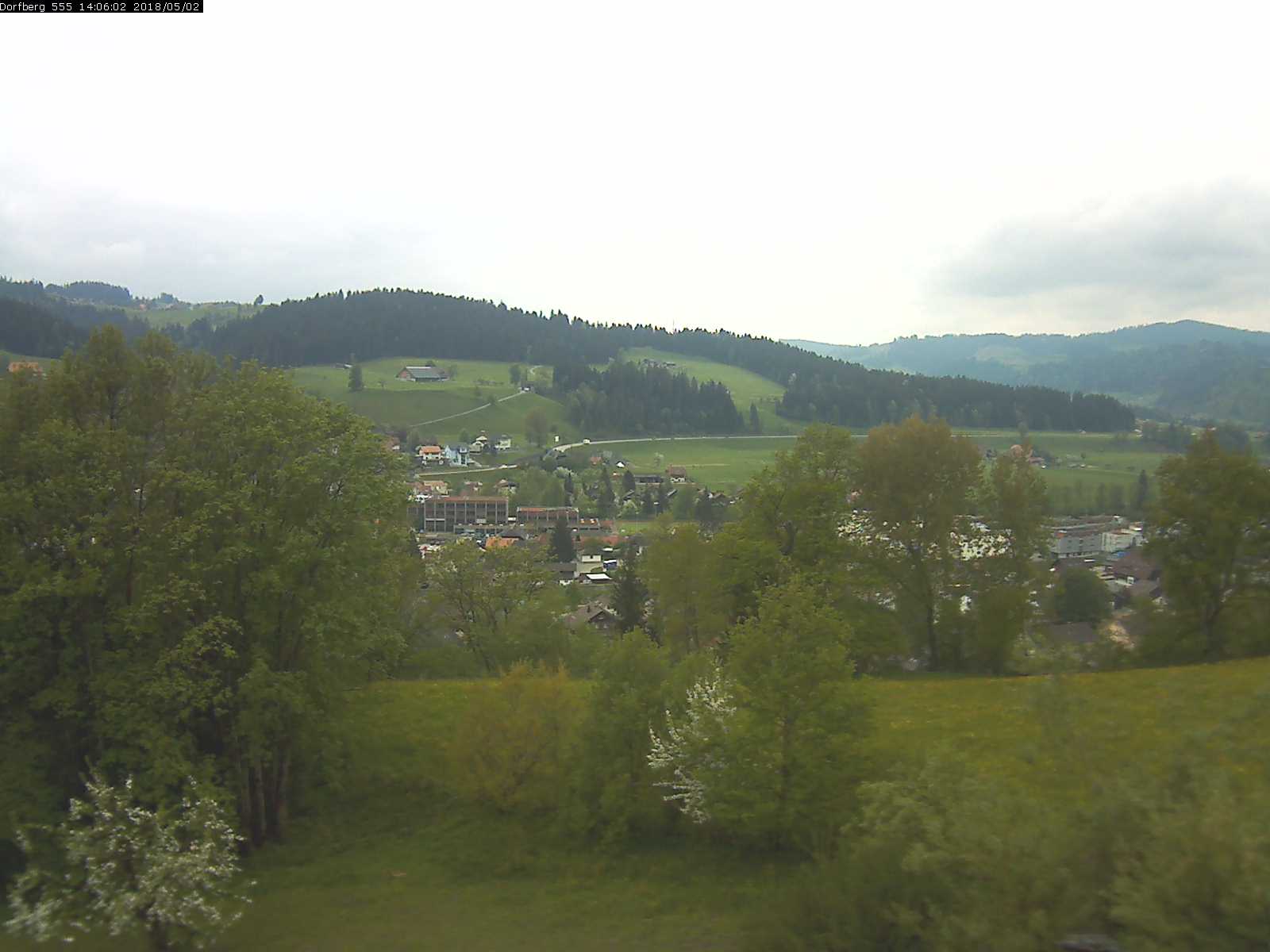 Webcam-Bild: Aussicht vom Dorfberg in Langnau 20180502-140601