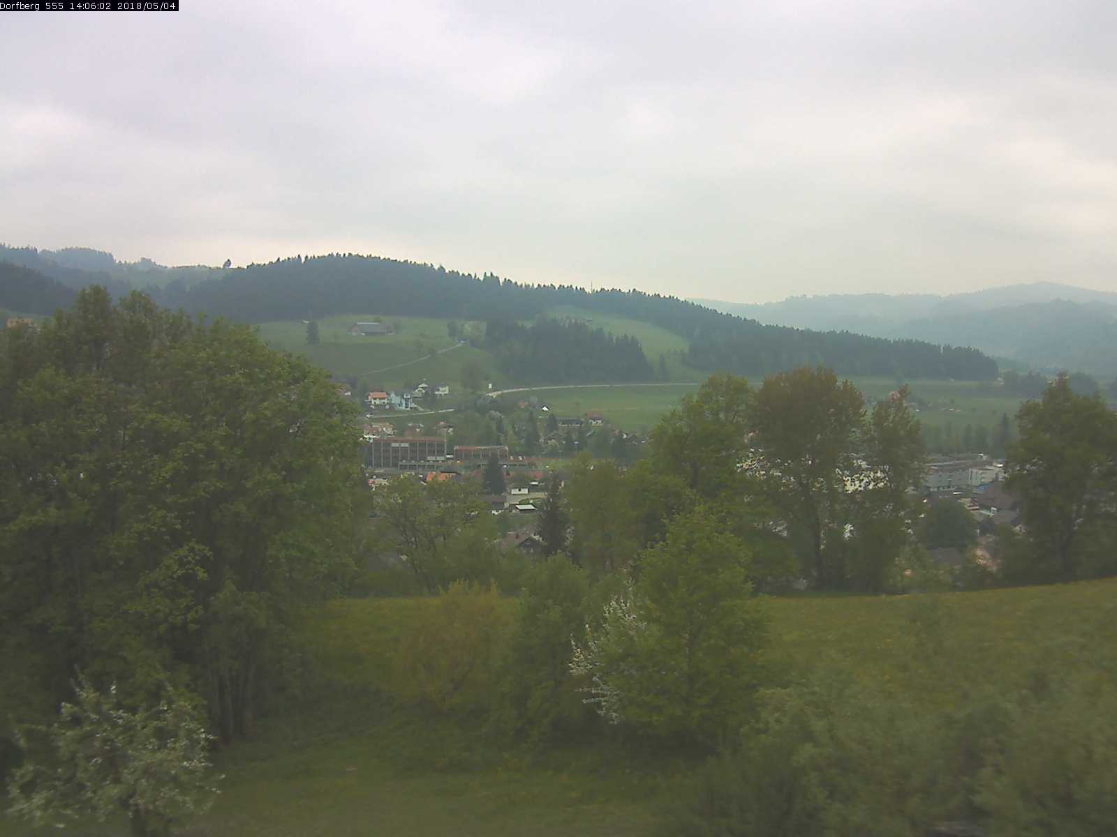 Webcam-Bild: Aussicht vom Dorfberg in Langnau 20180504-140601