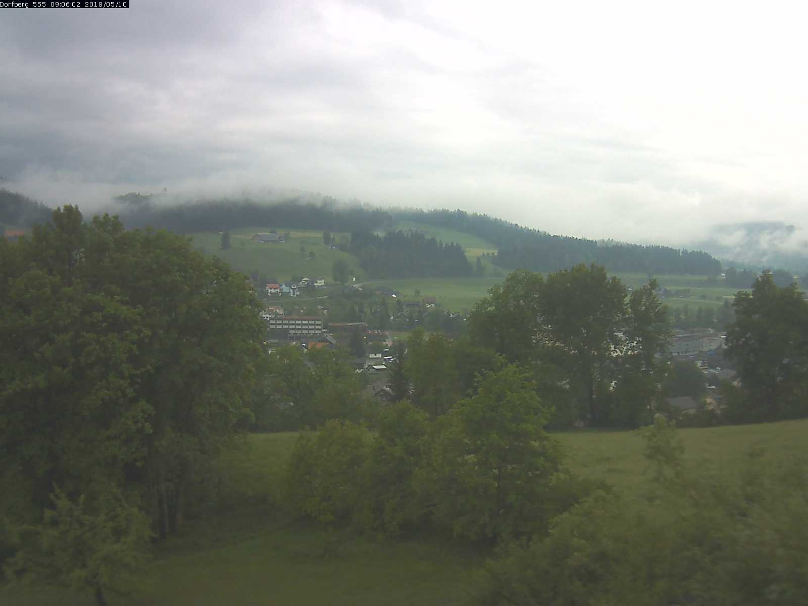 Webcam-Bild: Aussicht vom Dorfberg in Langnau 20180510-090601