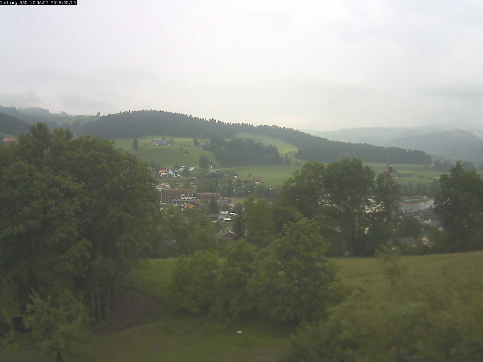 Webcam-Bild: Aussicht vom Dorfberg in Langnau 20180515-150601