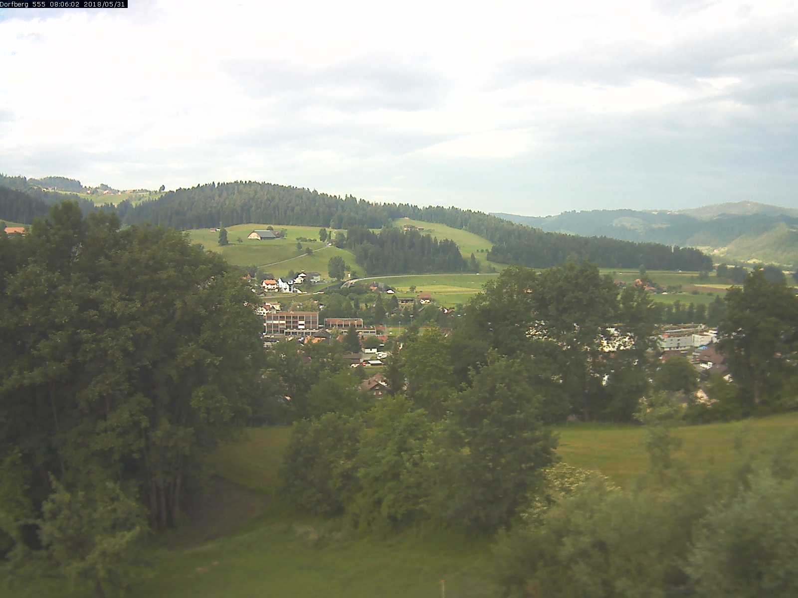 Webcam-Bild: Aussicht vom Dorfberg in Langnau 20180531-080601