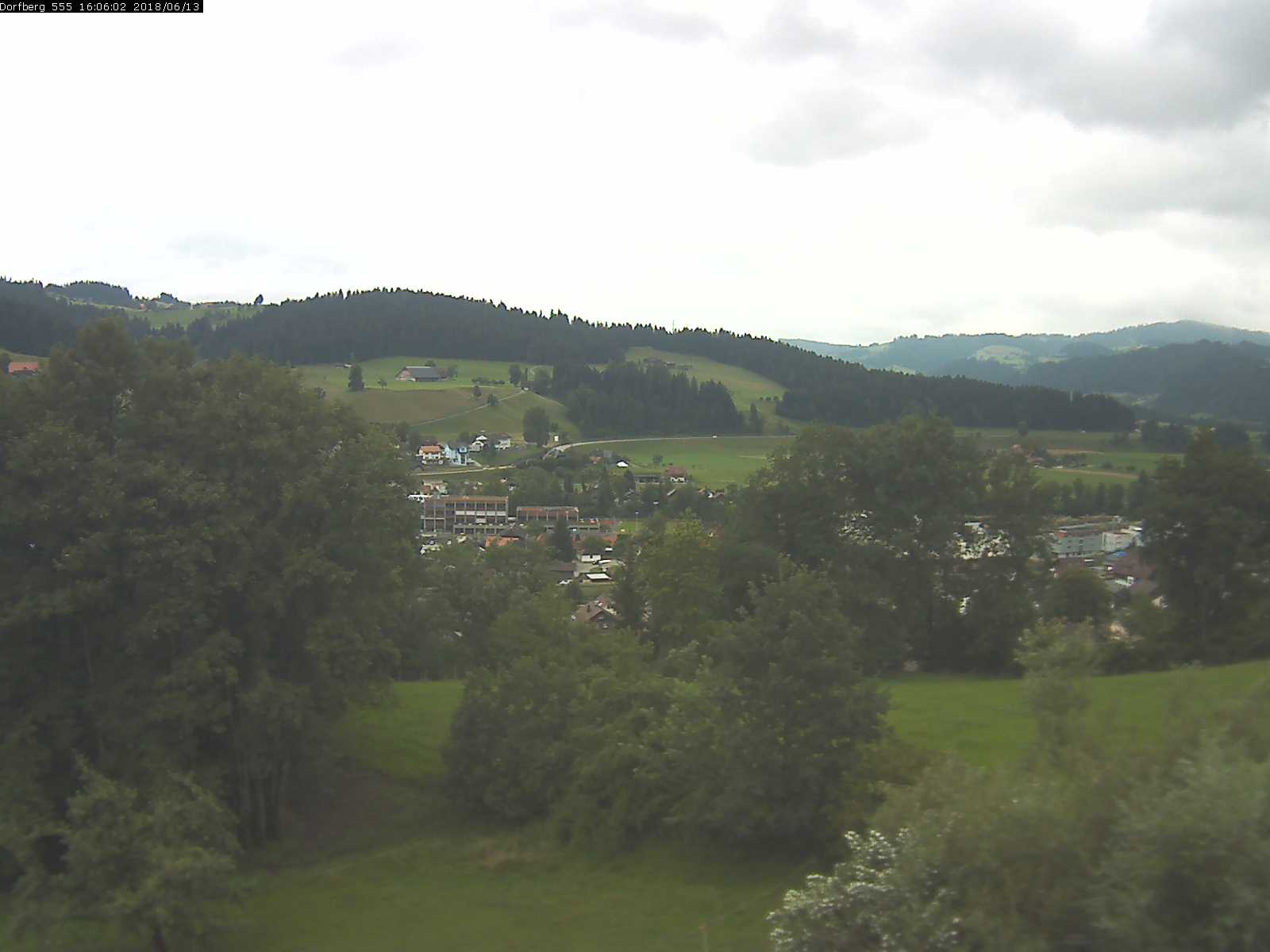 Webcam-Bild: Aussicht vom Dorfberg in Langnau 20180613-160601