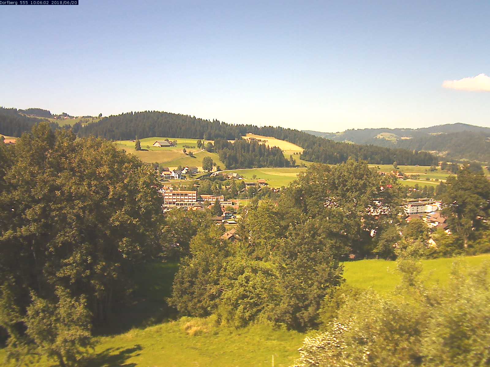 Webcam-Bild: Aussicht vom Dorfberg in Langnau 20180620-100601