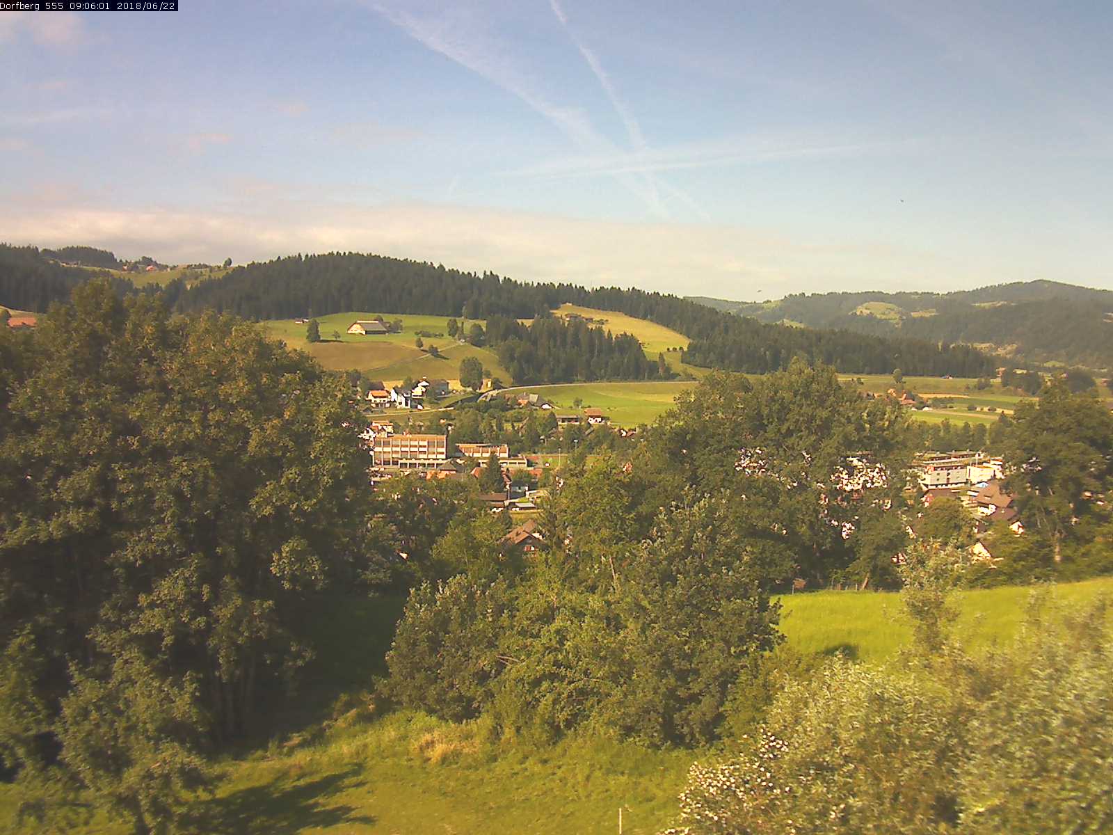 Webcam-Bild: Aussicht vom Dorfberg in Langnau 20180622-090601