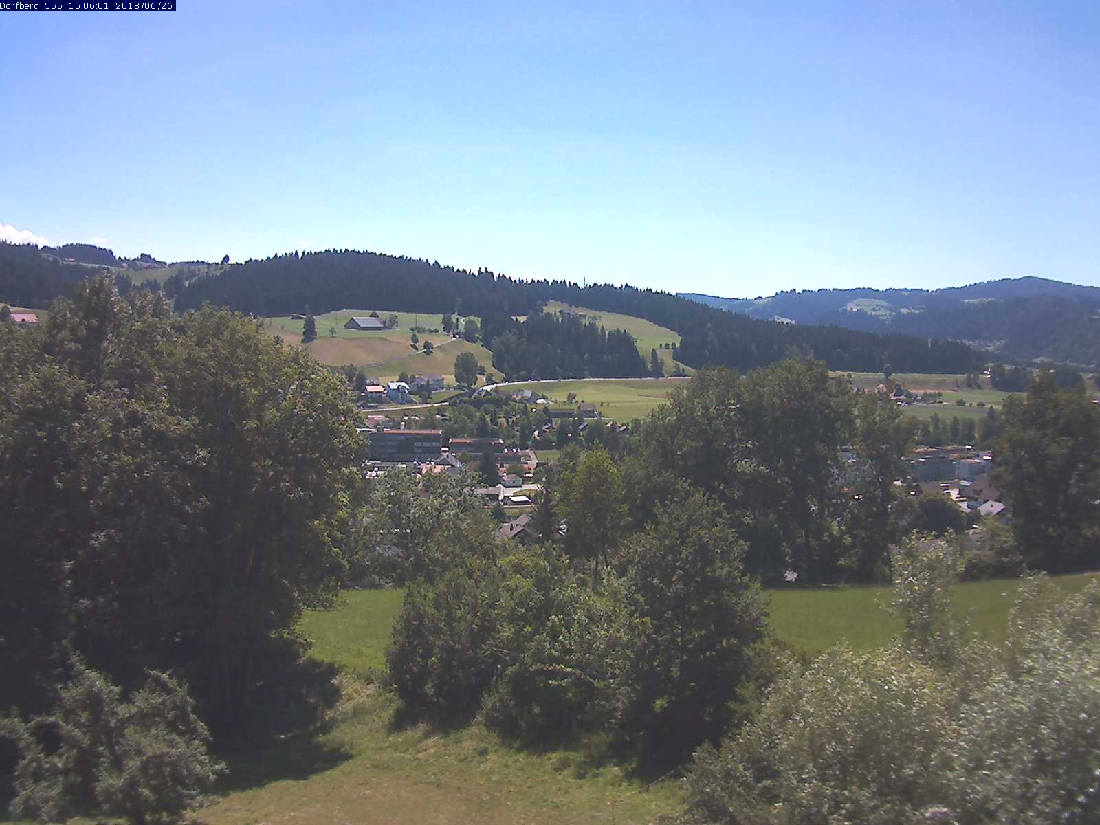 Webcam-Bild: Aussicht vom Dorfberg in Langnau 20180626-150601