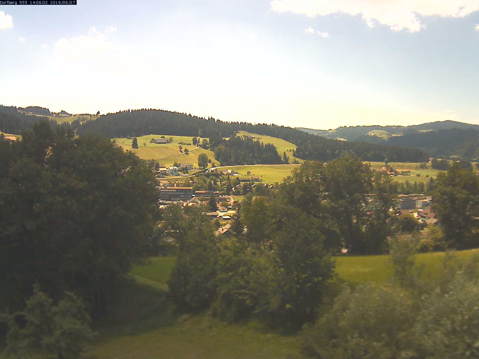 Webcam-Bild: Aussicht vom Dorfberg in Langnau 20180627-140601