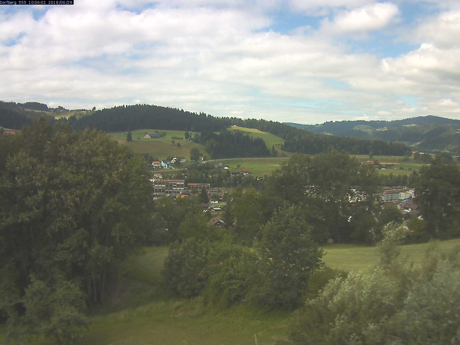 Webcam-Bild: Aussicht vom Dorfberg in Langnau 20180629-100601