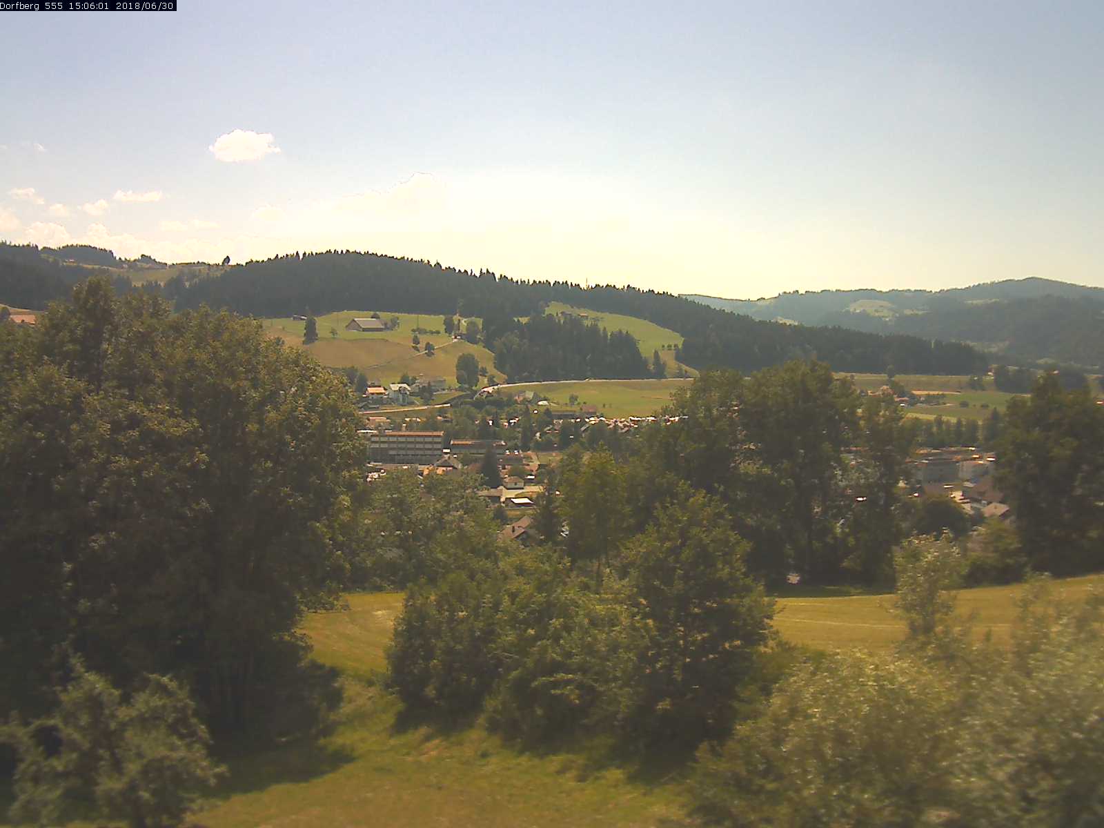 Webcam-Bild: Aussicht vom Dorfberg in Langnau 20180630-150601