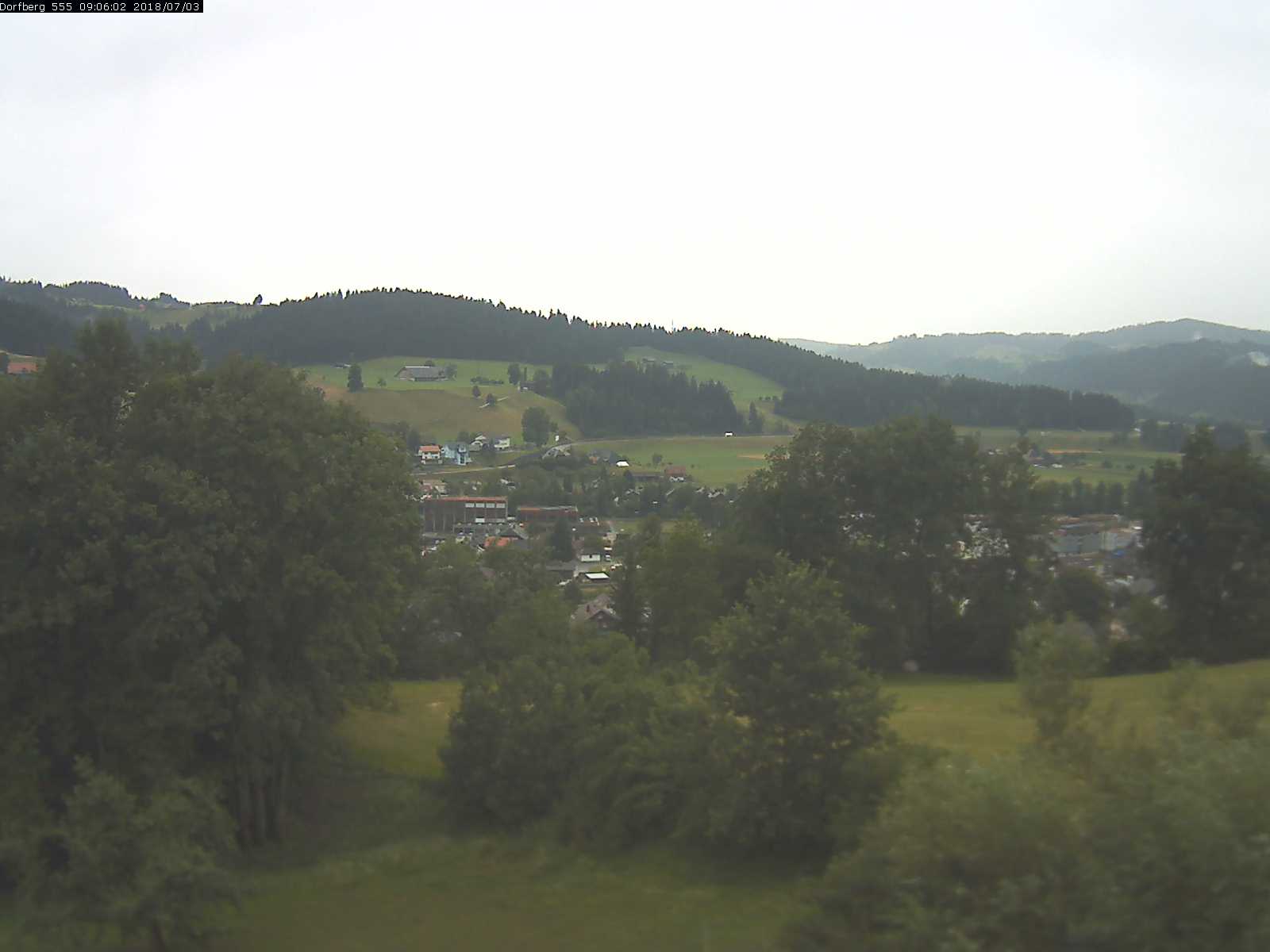 Webcam-Bild: Aussicht vom Dorfberg in Langnau 20180703-090601