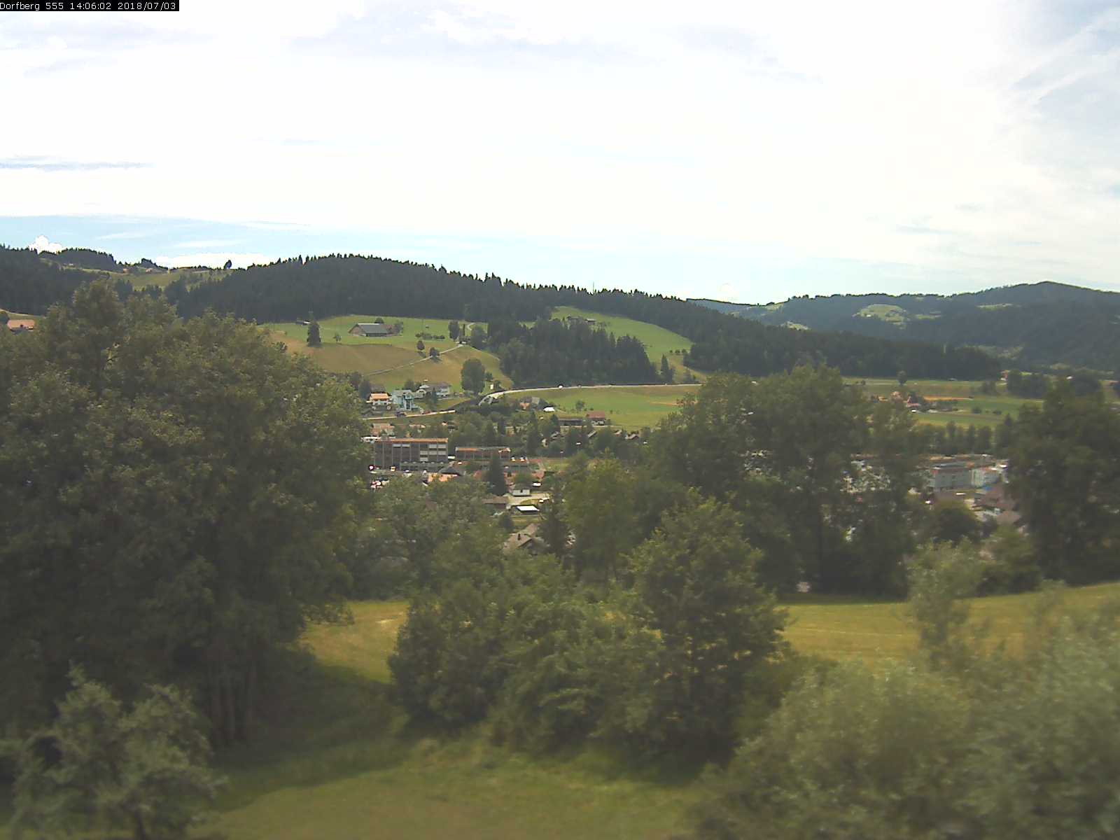 Webcam-Bild: Aussicht vom Dorfberg in Langnau 20180703-140601