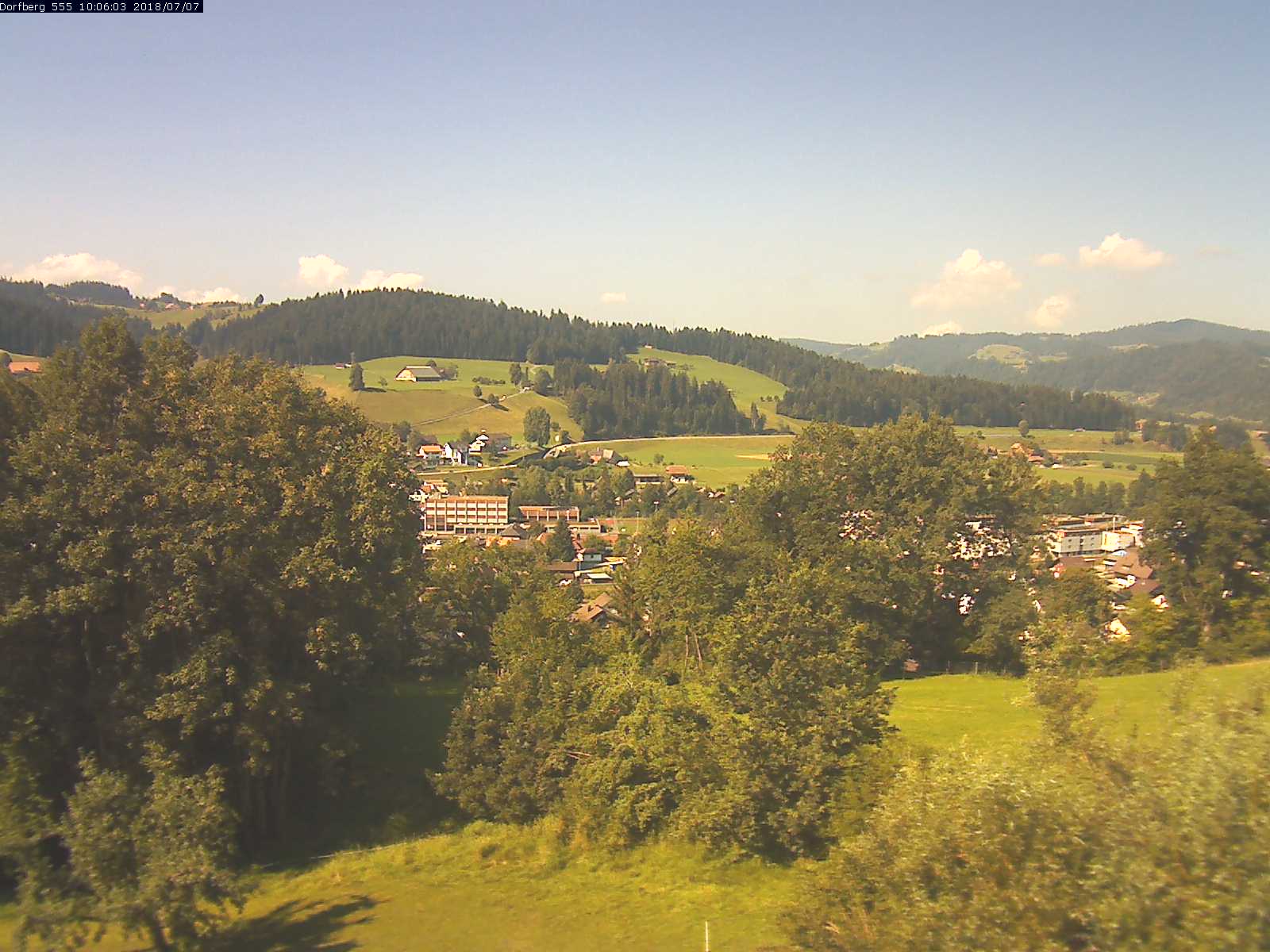 Webcam-Bild: Aussicht vom Dorfberg in Langnau 20180707-100601