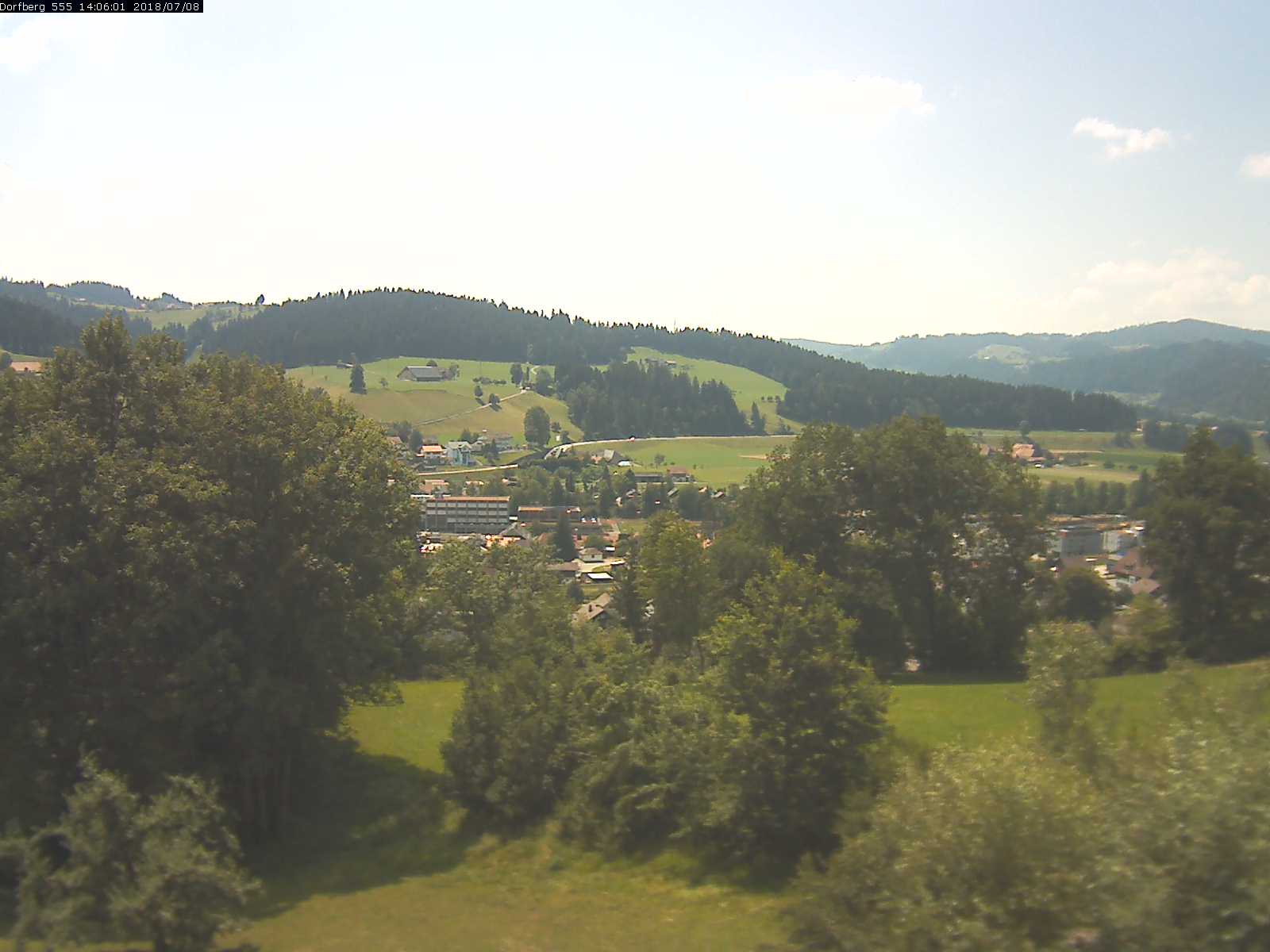 Webcam-Bild: Aussicht vom Dorfberg in Langnau 20180708-140601