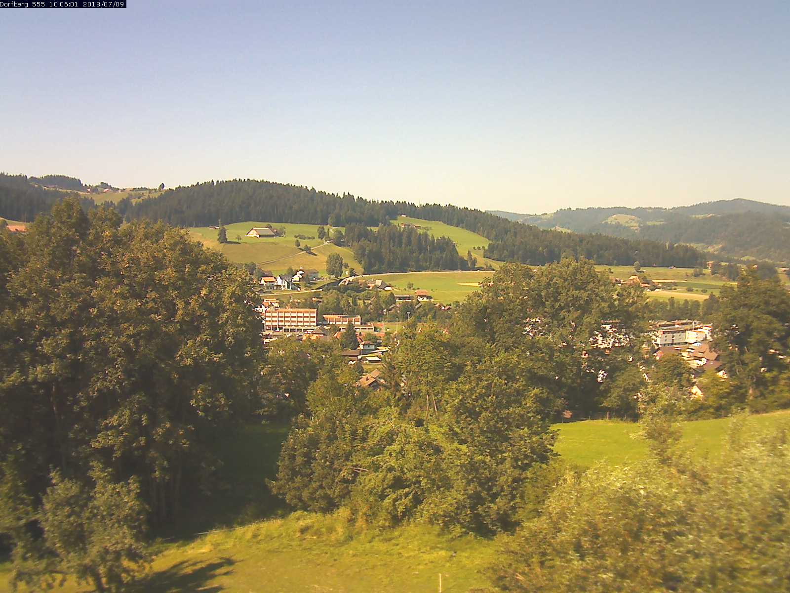 Webcam-Bild: Aussicht vom Dorfberg in Langnau 20180709-100601