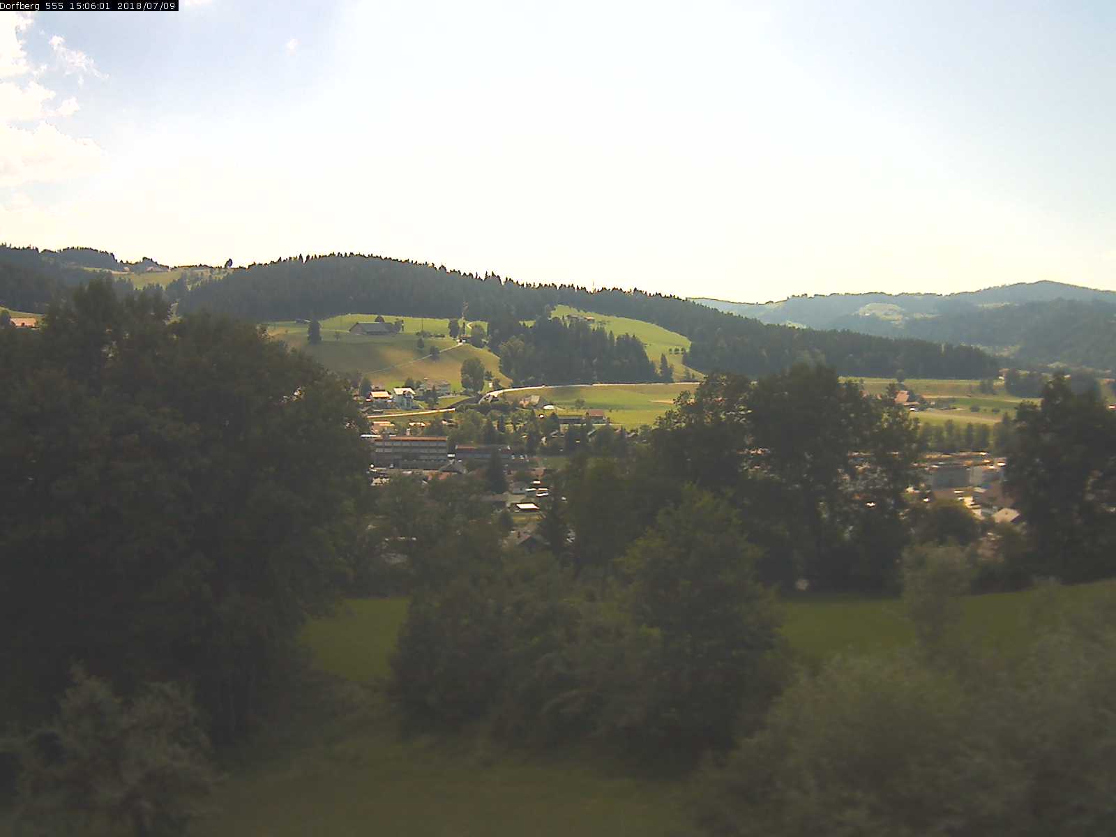 Webcam-Bild: Aussicht vom Dorfberg in Langnau 20180709-150601