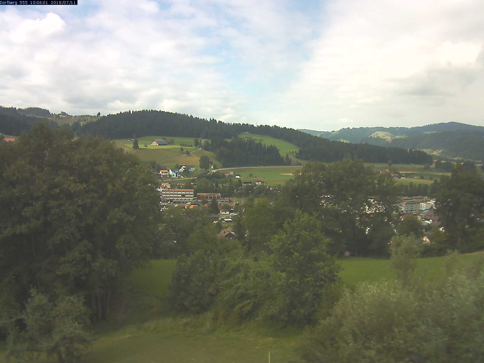 Webcam-Bild: Aussicht vom Dorfberg in Langnau 20180711-100601