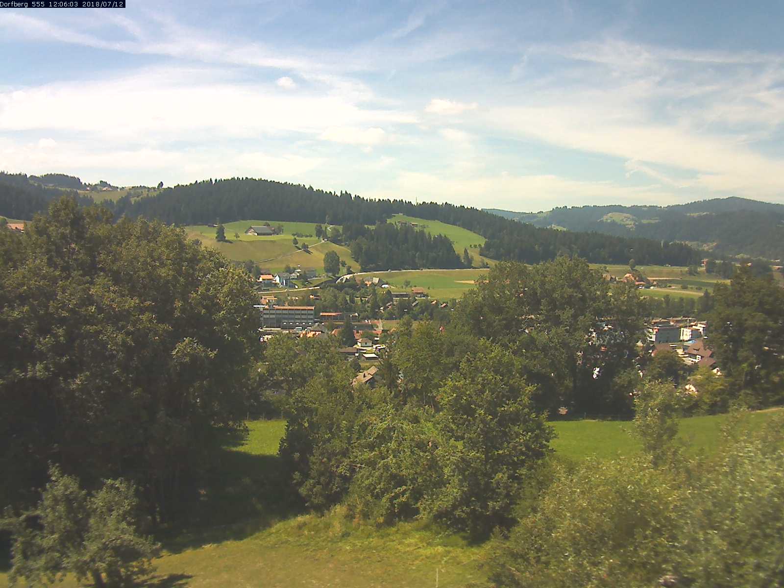 Webcam-Bild: Aussicht vom Dorfberg in Langnau 20180712-120601
