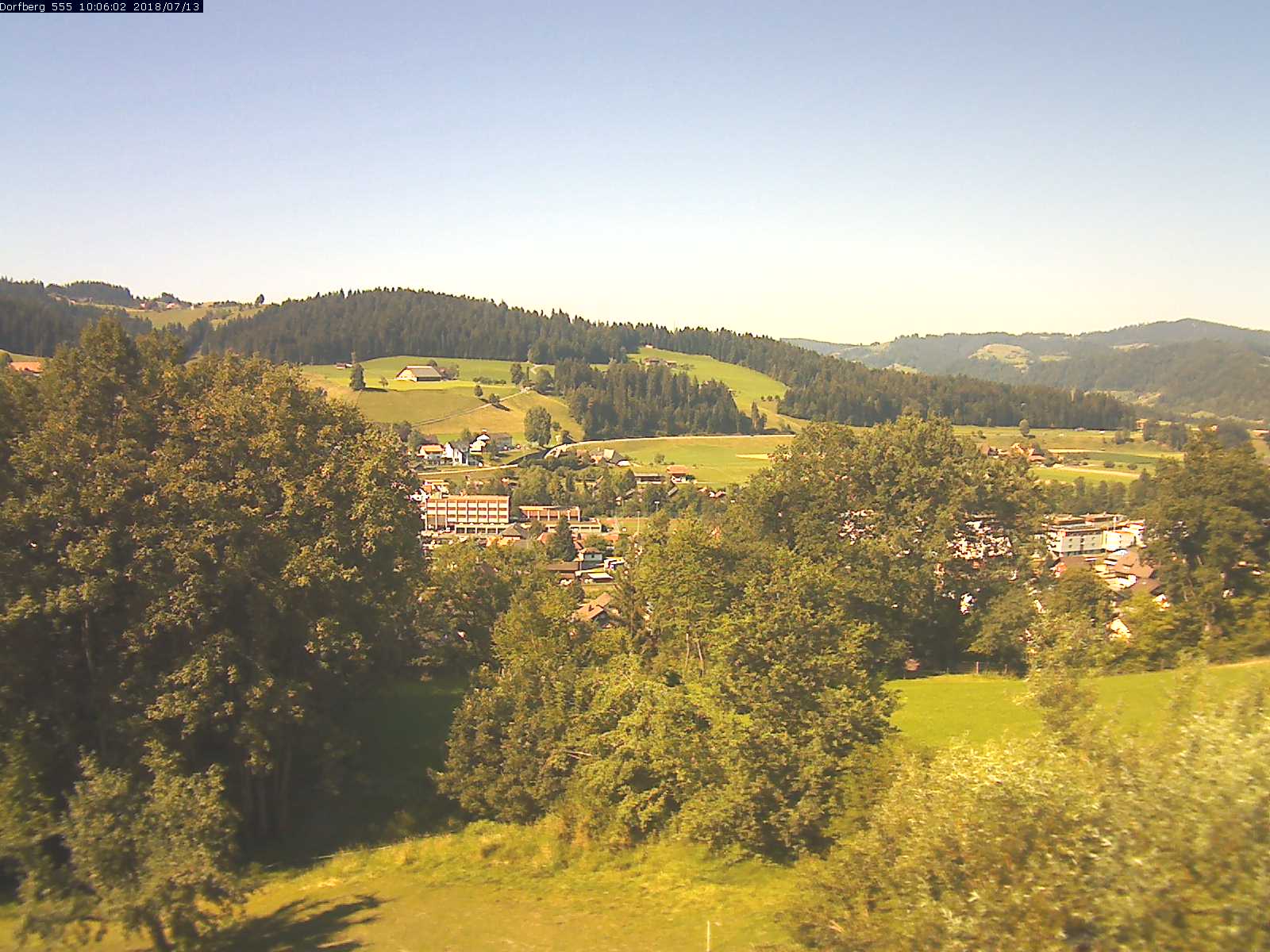 Webcam-Bild: Aussicht vom Dorfberg in Langnau 20180713-100601