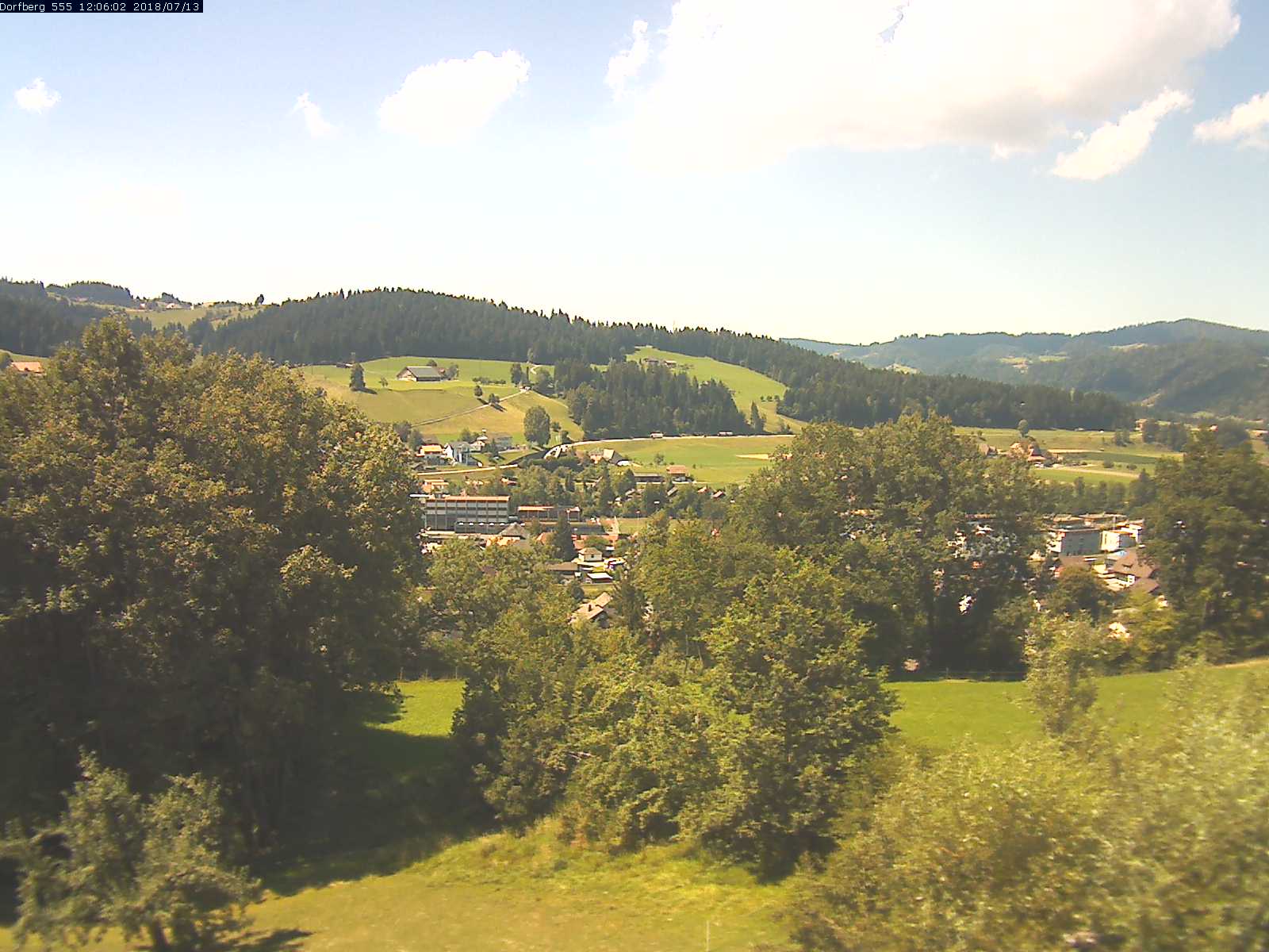 Webcam-Bild: Aussicht vom Dorfberg in Langnau 20180713-120601