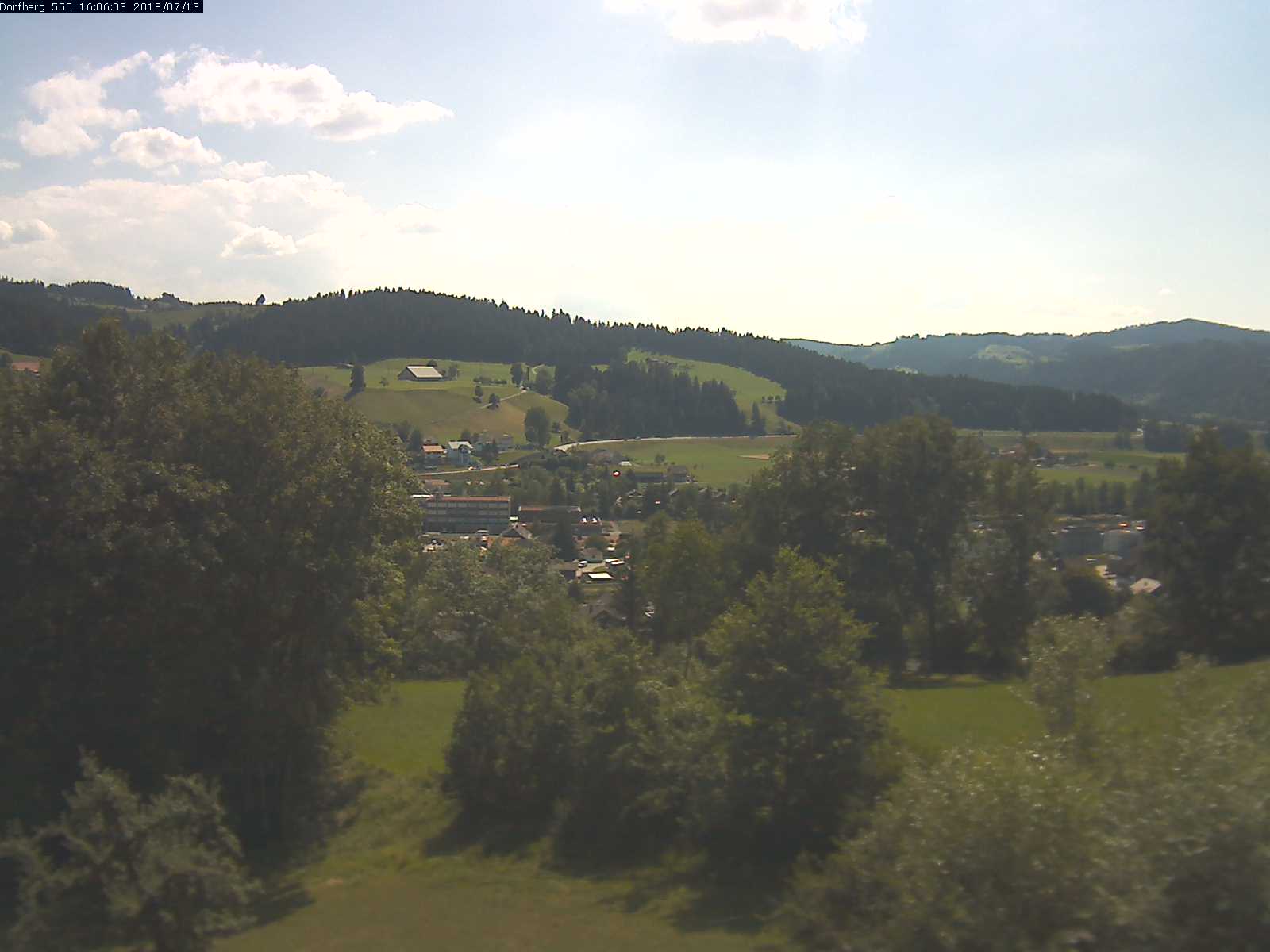 Webcam-Bild: Aussicht vom Dorfberg in Langnau 20180713-160601