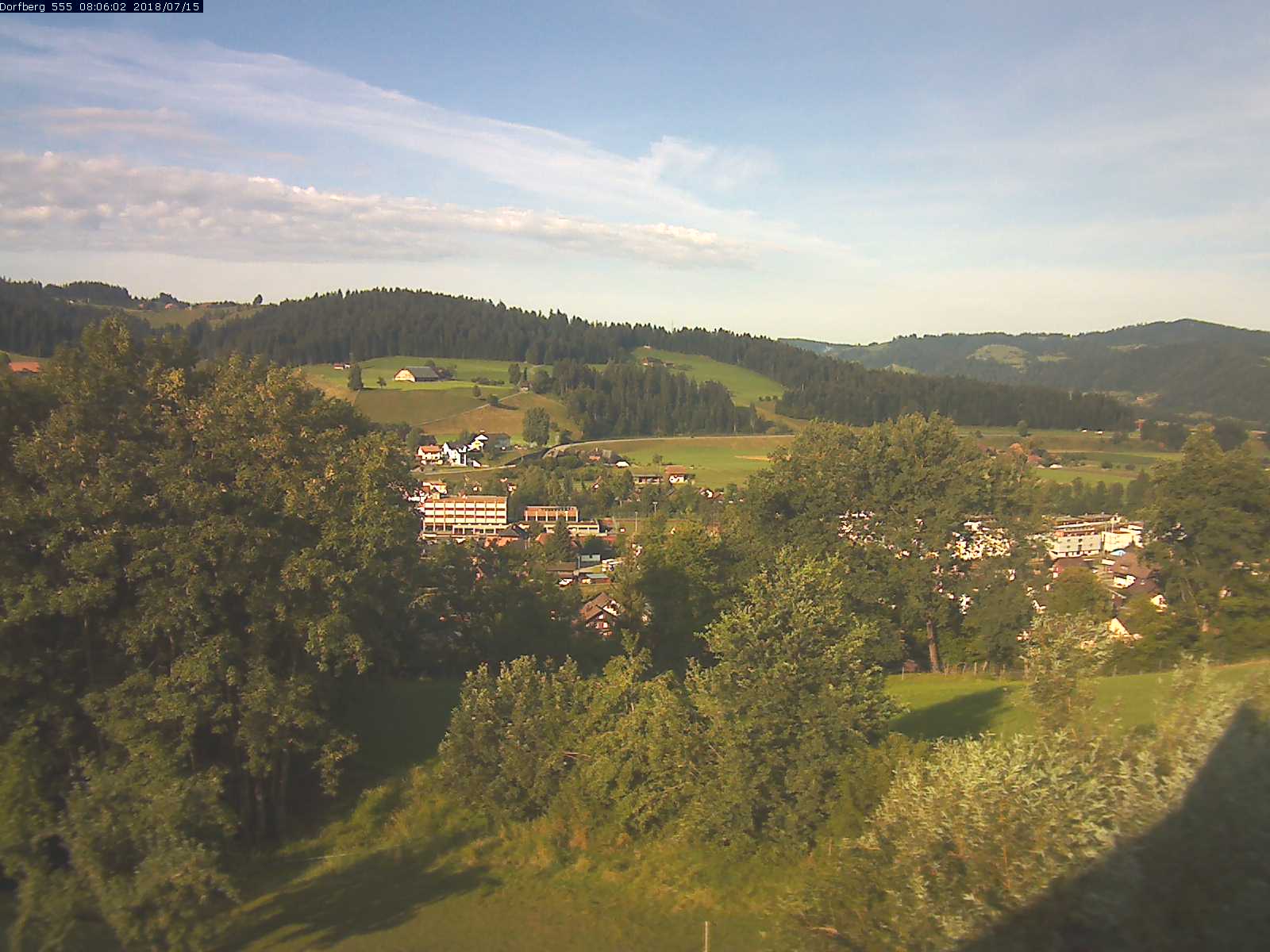 Webcam-Bild: Aussicht vom Dorfberg in Langnau 20180715-080601