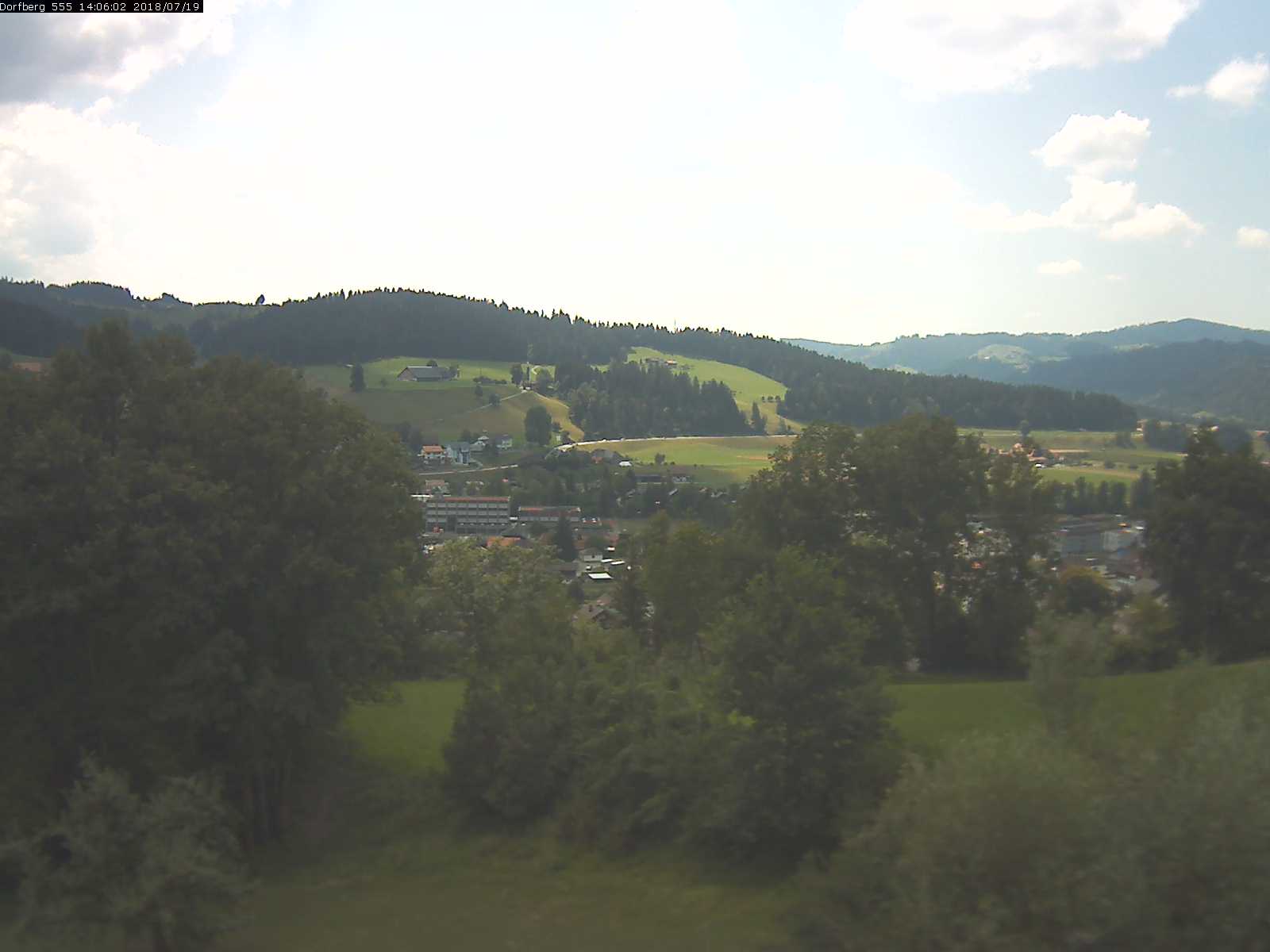 Webcam-Bild: Aussicht vom Dorfberg in Langnau 20180719-140601