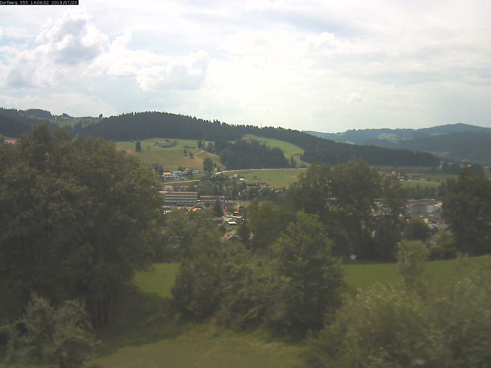 Webcam-Bild: Aussicht vom Dorfberg in Langnau 20180720-140601