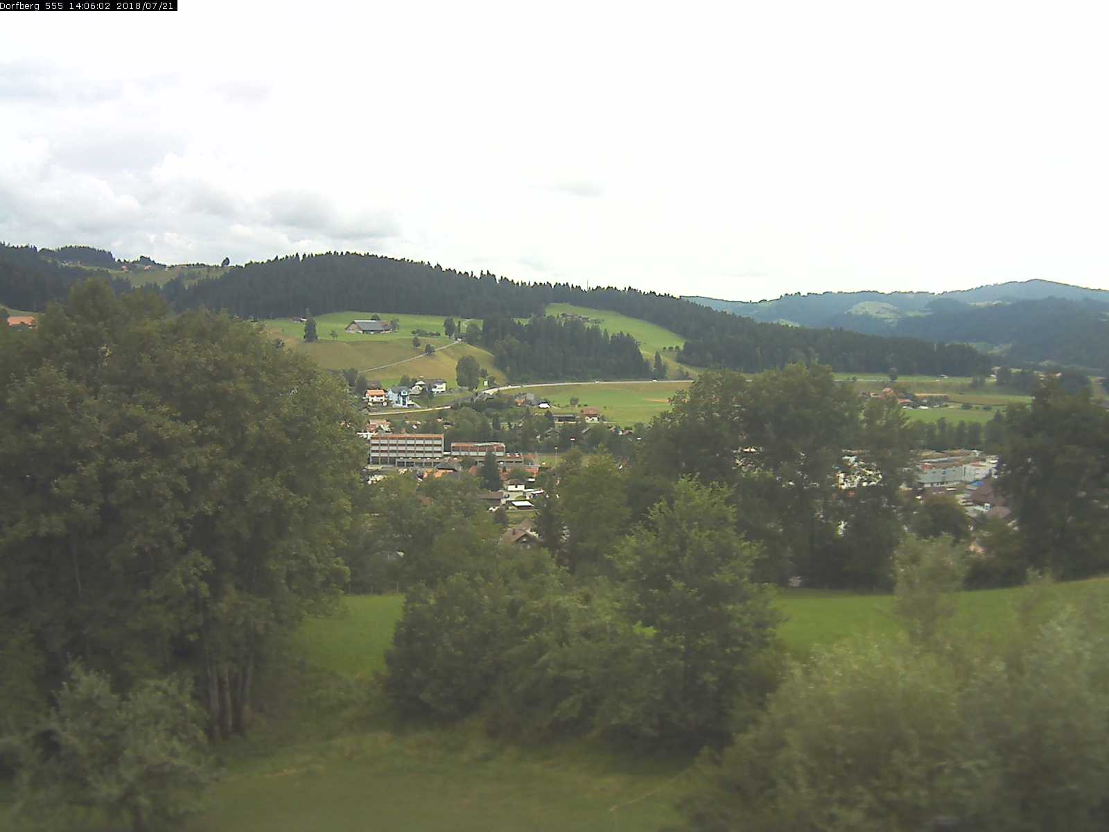 Webcam-Bild: Aussicht vom Dorfberg in Langnau 20180721-140601