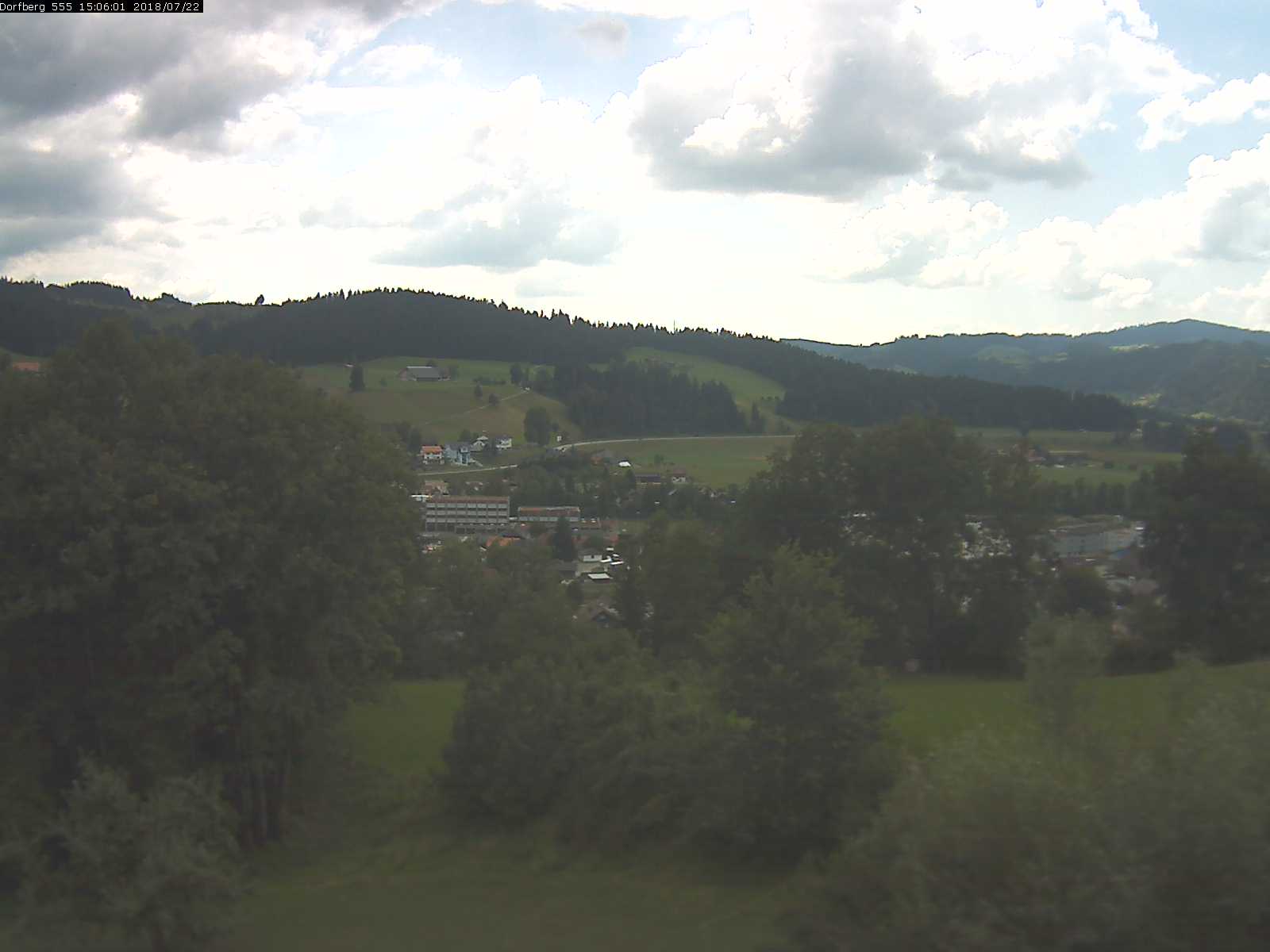 Webcam-Bild: Aussicht vom Dorfberg in Langnau 20180722-150601