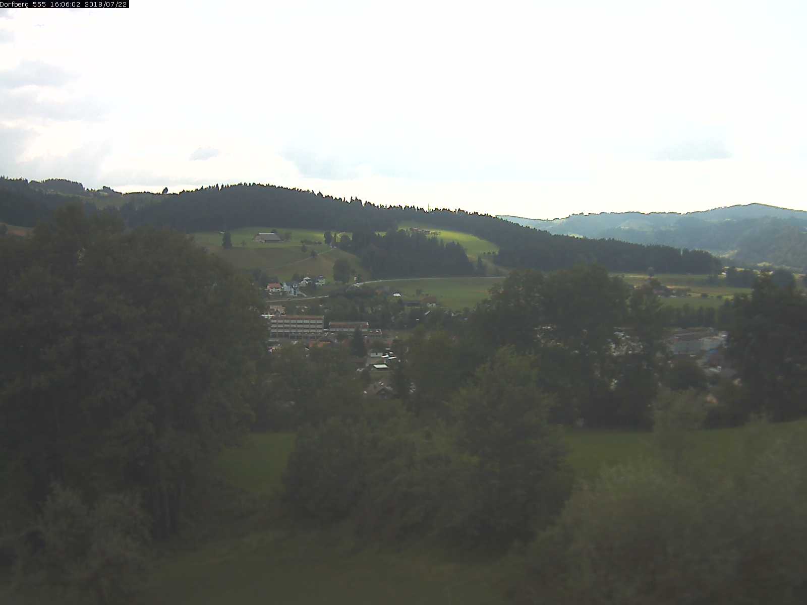 Webcam-Bild: Aussicht vom Dorfberg in Langnau 20180722-160601