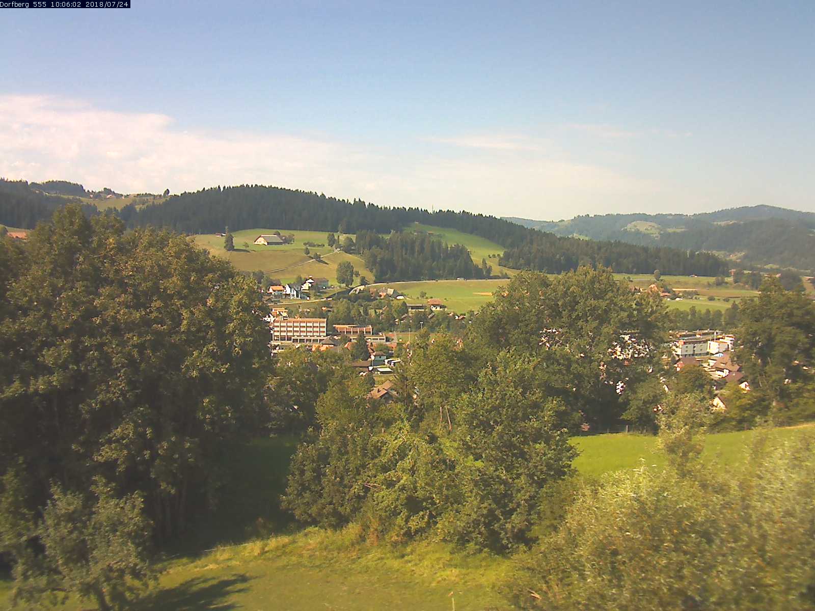 Webcam-Bild: Aussicht vom Dorfberg in Langnau 20180724-100601