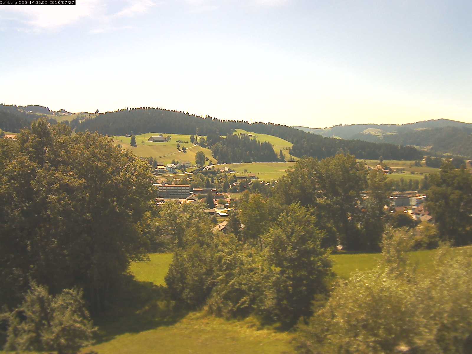 Webcam-Bild: Aussicht vom Dorfberg in Langnau 20180727-140601
