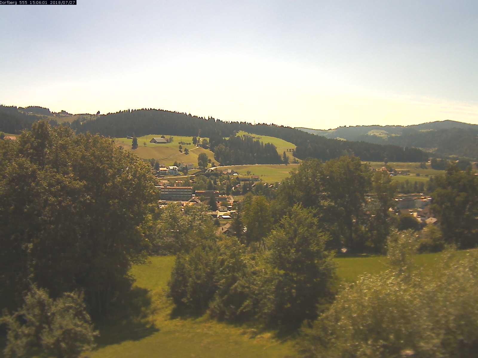 Webcam-Bild: Aussicht vom Dorfberg in Langnau 20180727-150601
