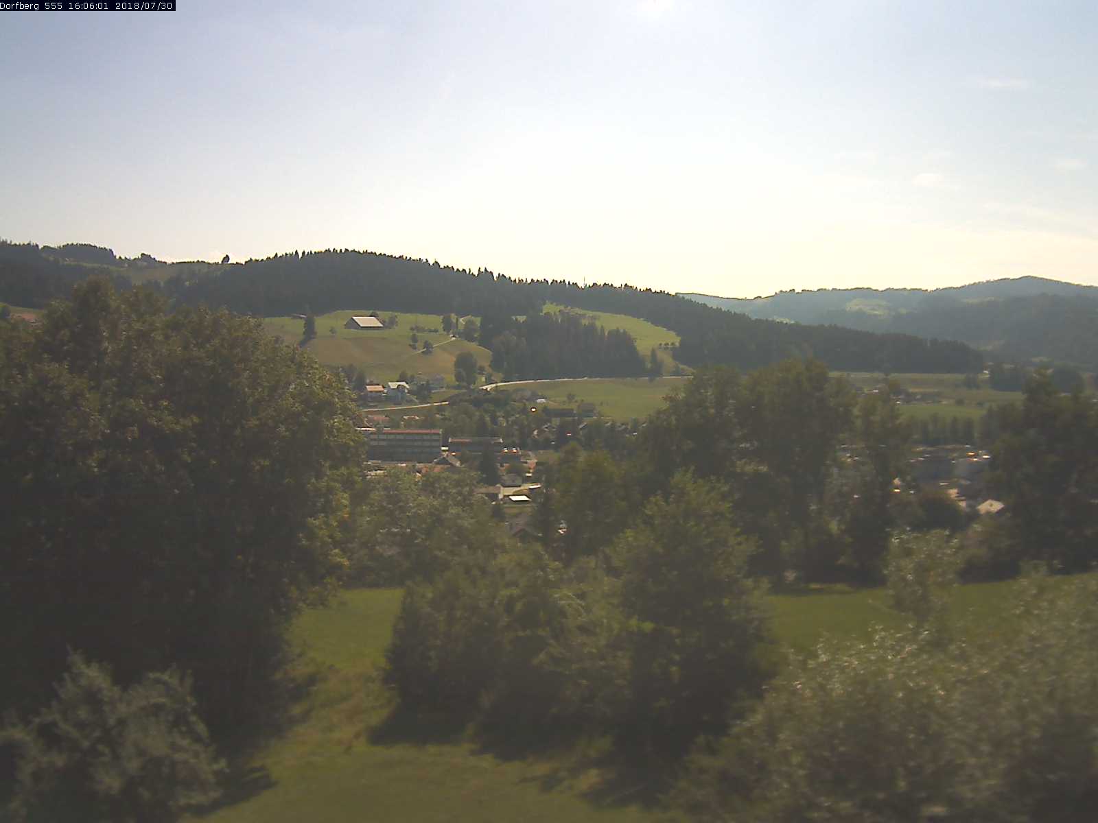 Webcam-Bild: Aussicht vom Dorfberg in Langnau 20180730-160601