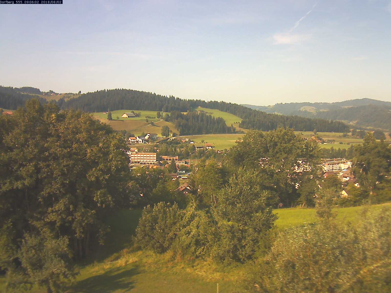 Webcam-Bild: Aussicht vom Dorfberg in Langnau 20180802-090601