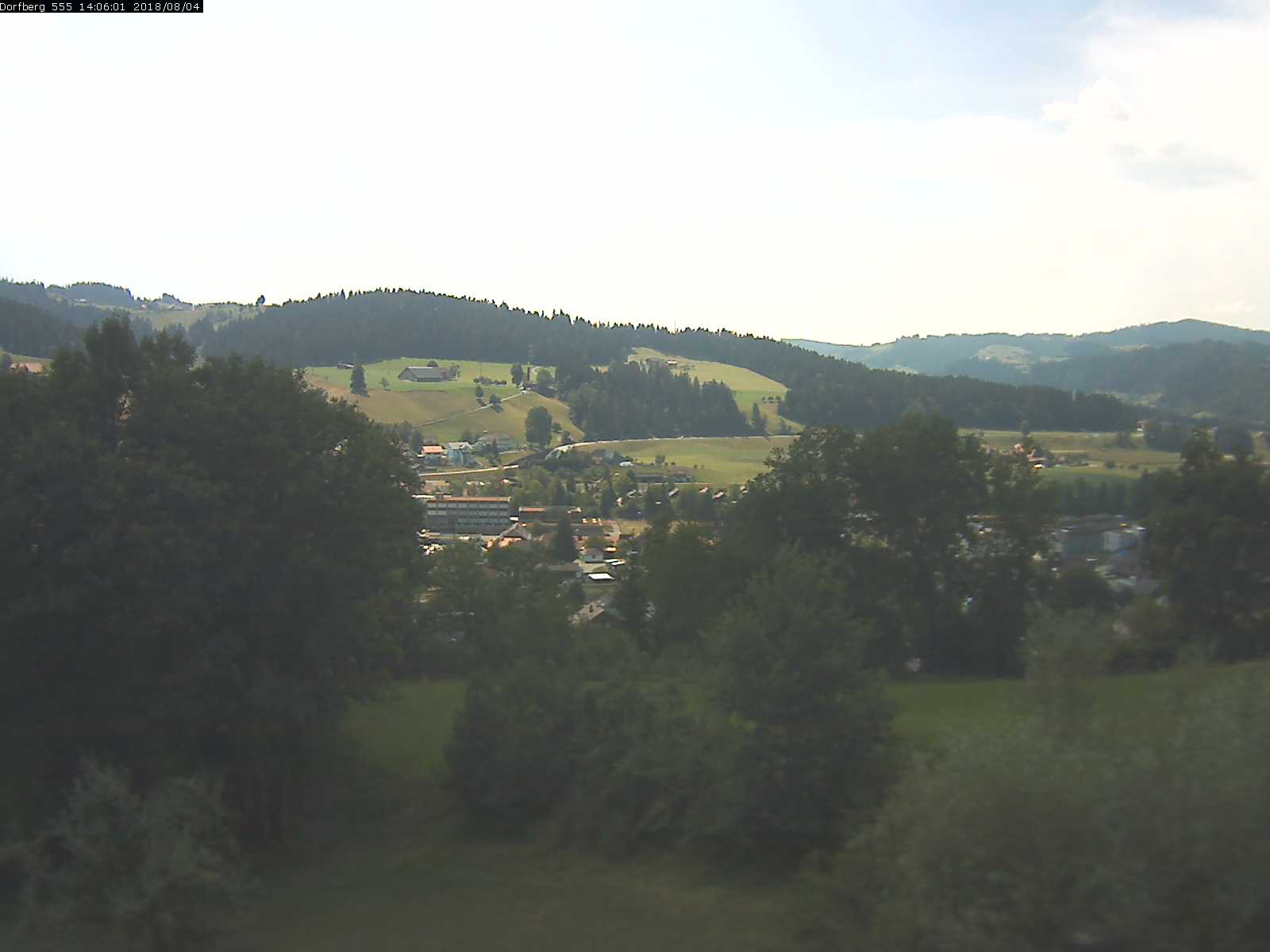 Webcam-Bild: Aussicht vom Dorfberg in Langnau 20180804-140601