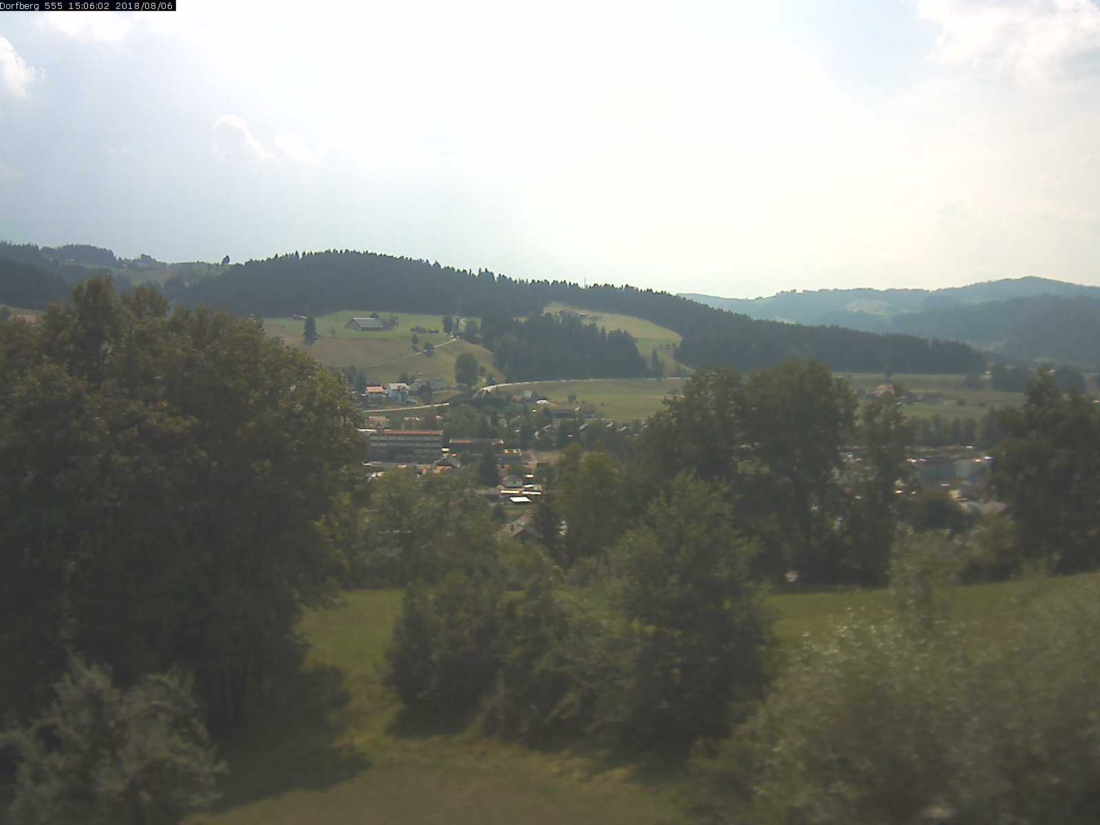 Webcam-Bild: Aussicht vom Dorfberg in Langnau 20180806-150601