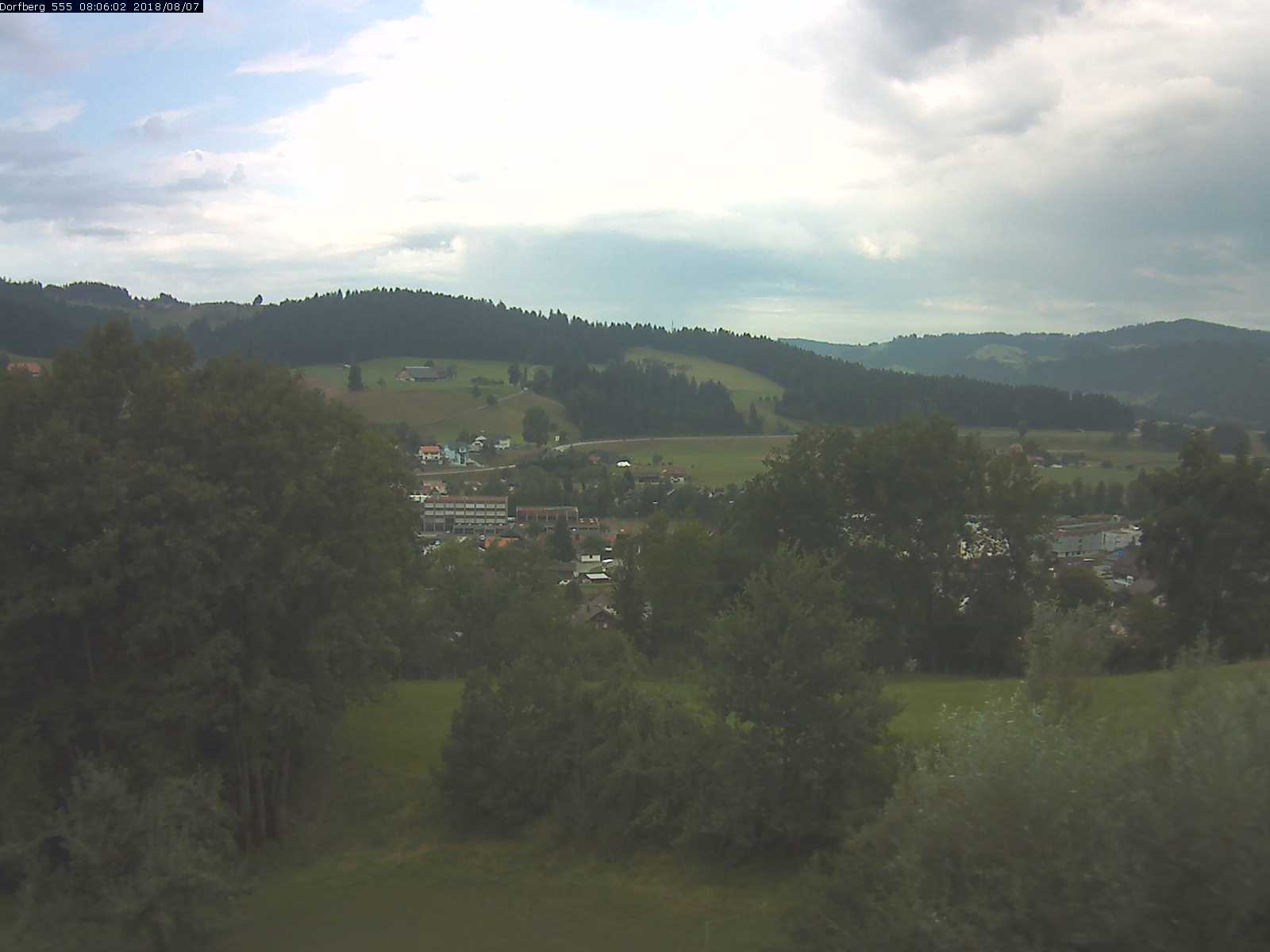 Webcam-Bild: Aussicht vom Dorfberg in Langnau 20180807-080601