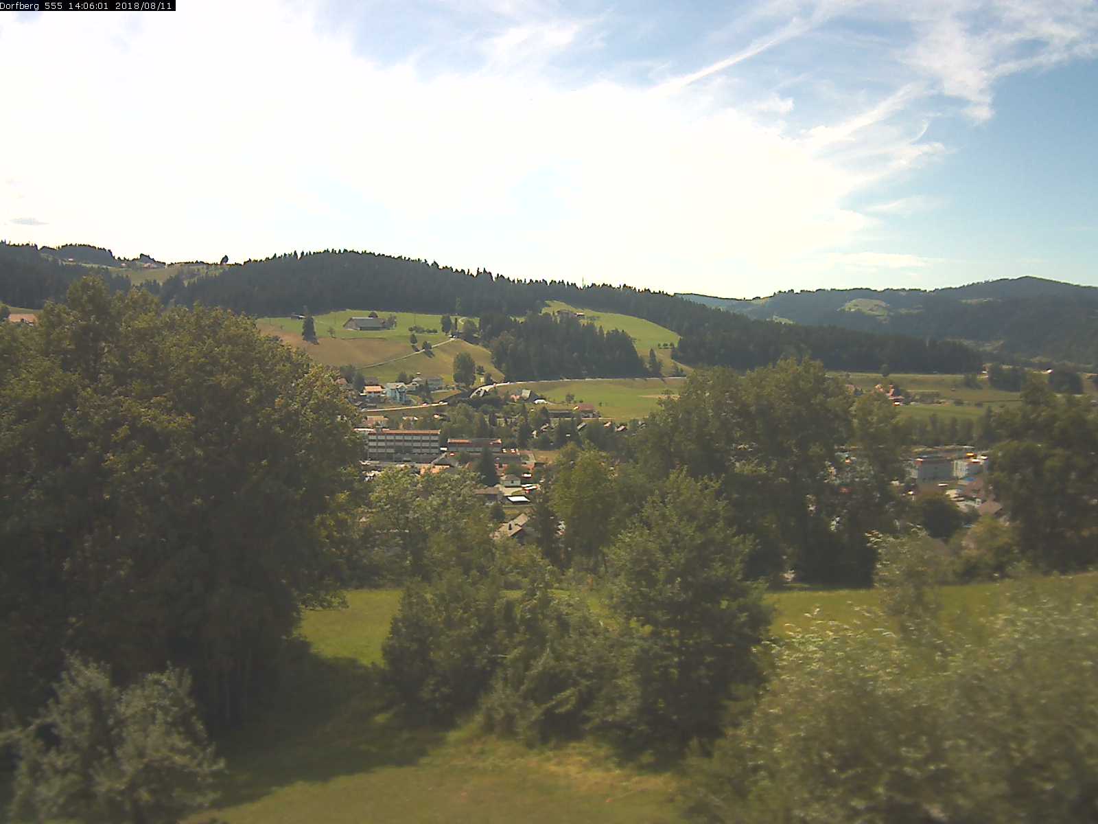 Webcam-Bild: Aussicht vom Dorfberg in Langnau 20180811-140601